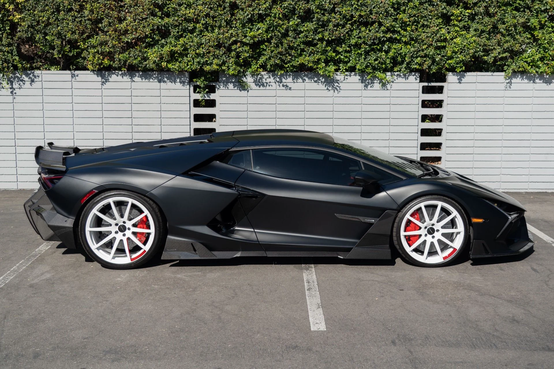 mph007_2945250674_Used_2024_Lamborghini_Revuelto_Mansory_1757354394_c3c9b094b4