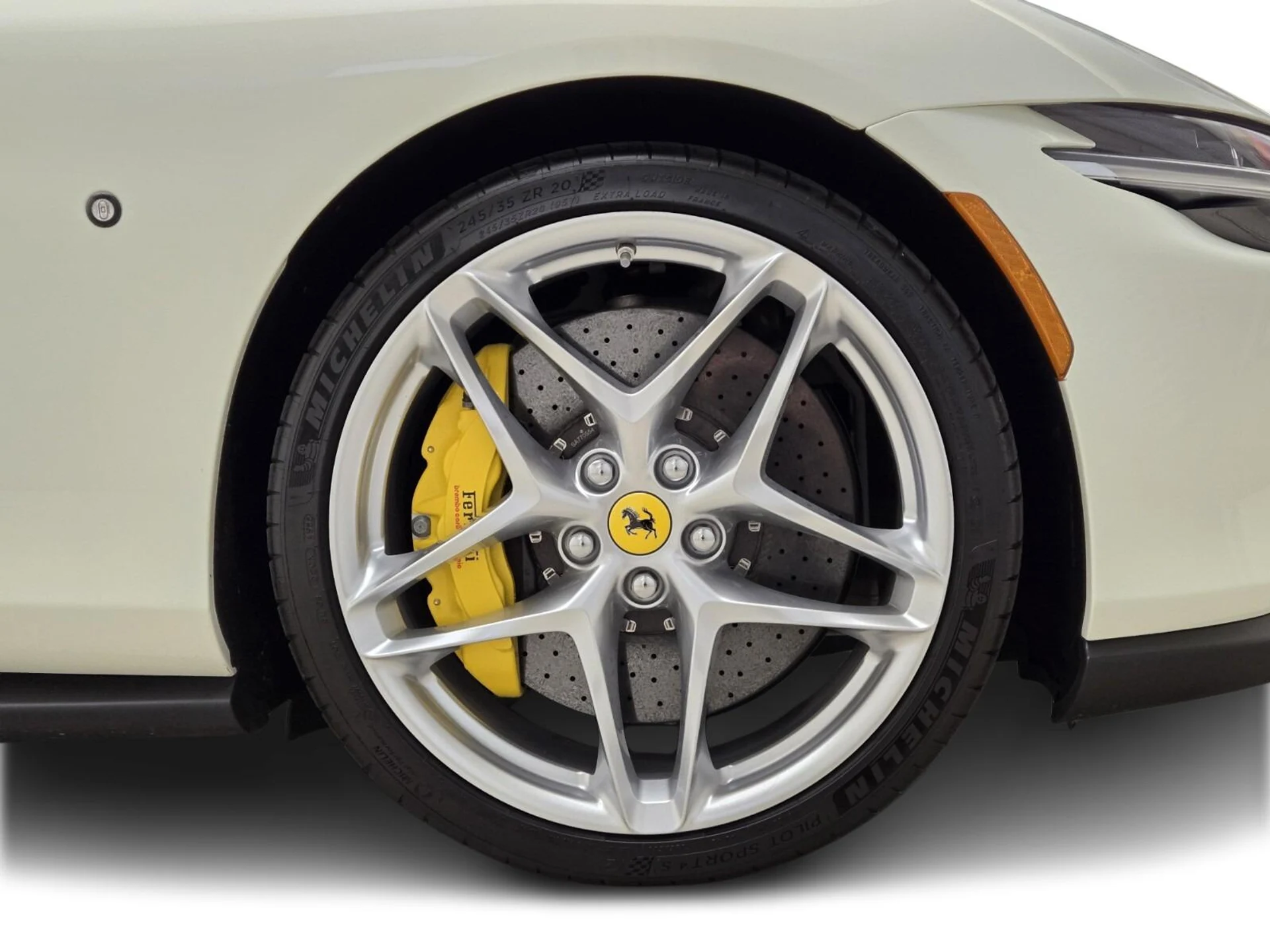 mph007_2962481209_Used_2023_Ferrari_Roma_1759820547_bd5ad47bf3