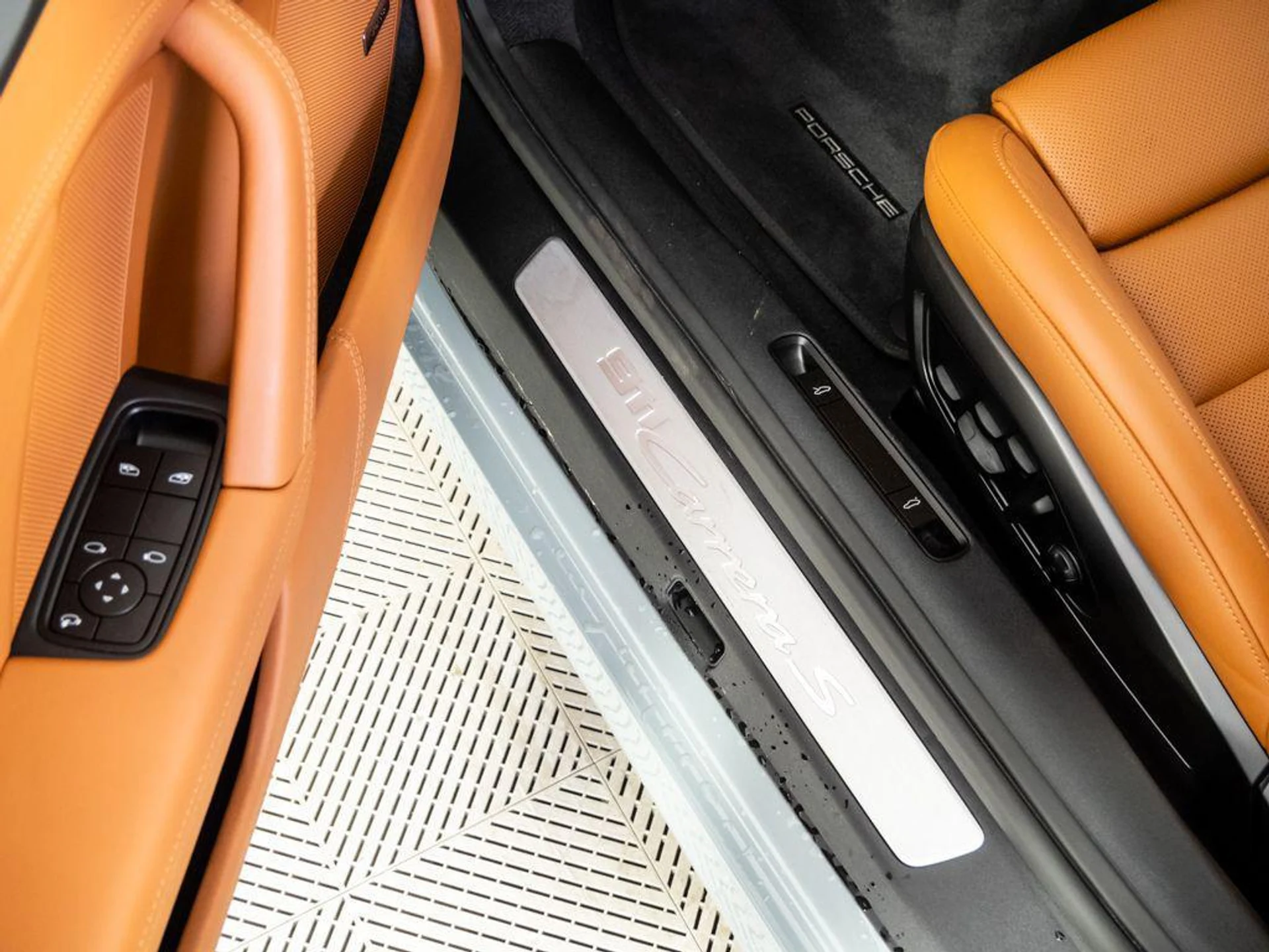 mph007_2965762811_x_Z4_VQ_5_K_Iy0_A_Umuq6y_KYW_Jd_Uo_SA_8fb9c321d0