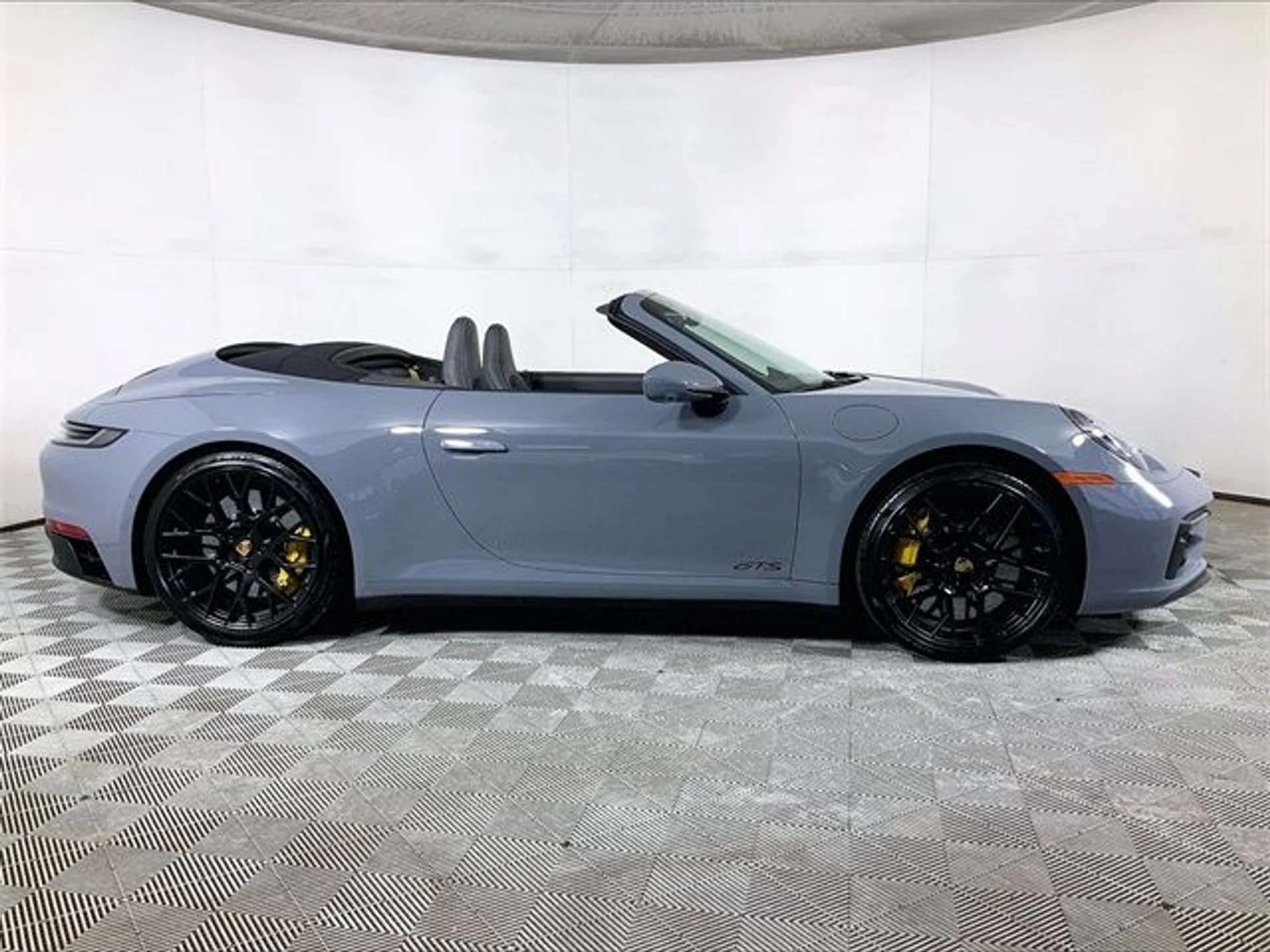 mph007_2967348378_2e7f3380e5665954b2772229581cb888_65b356e1fd