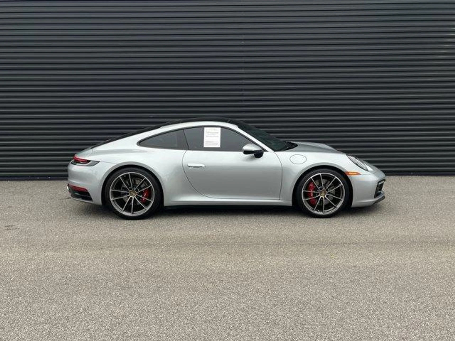 mph007_2968273526_J8h1t_BA_Adluw_Bn4_Tsvb_Uvmsechs_0f487033be