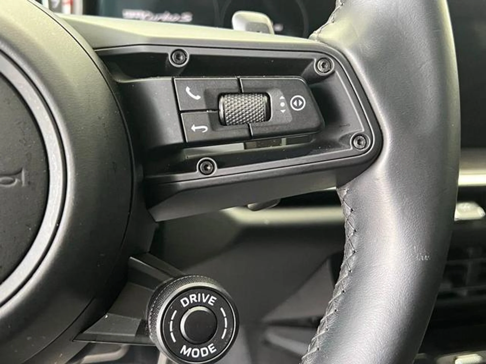 mph007_2972992649_m_K2_FH_71_Cja8nr_EQ_Tk_Lb6_FUE_1_Sc4_ec0f05e025