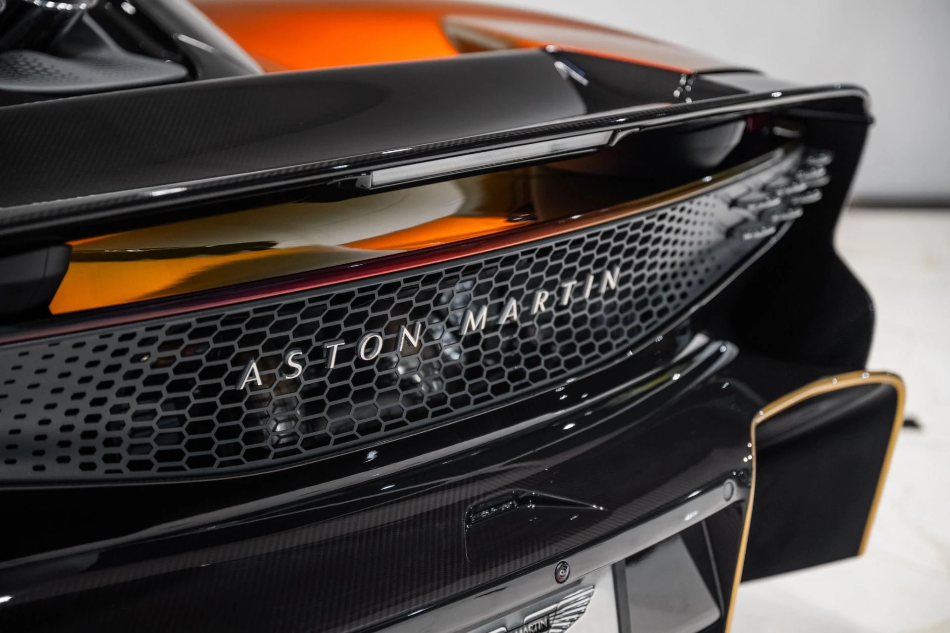 mph007_2975728968_New_2026_ASTON_MARTIN_VALHALLA_1775946933_e645820192