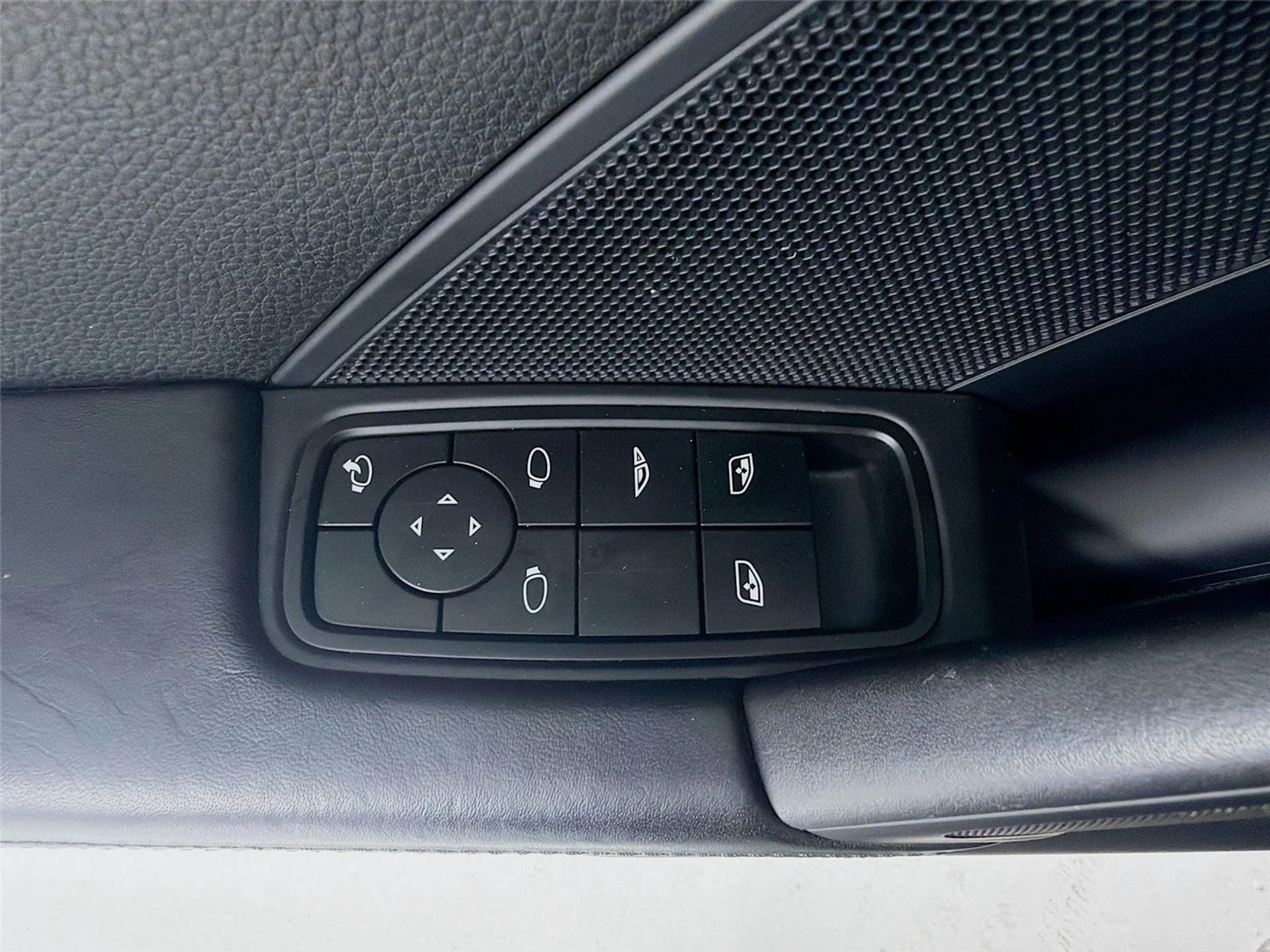 mph007_2976772389_76e33592b1926cf647fc6c5bfd8e5f32_3818c6d1ca