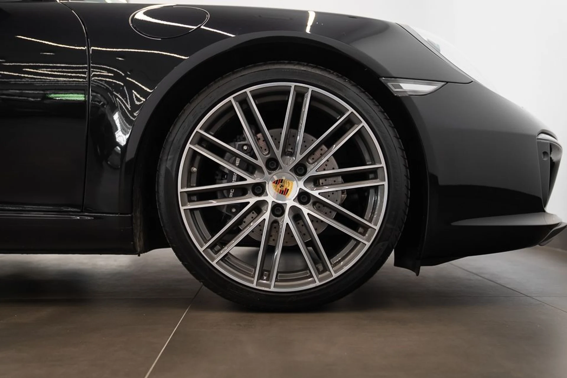 mph007_2977724101_porsche_911_2017_9bf0cad552