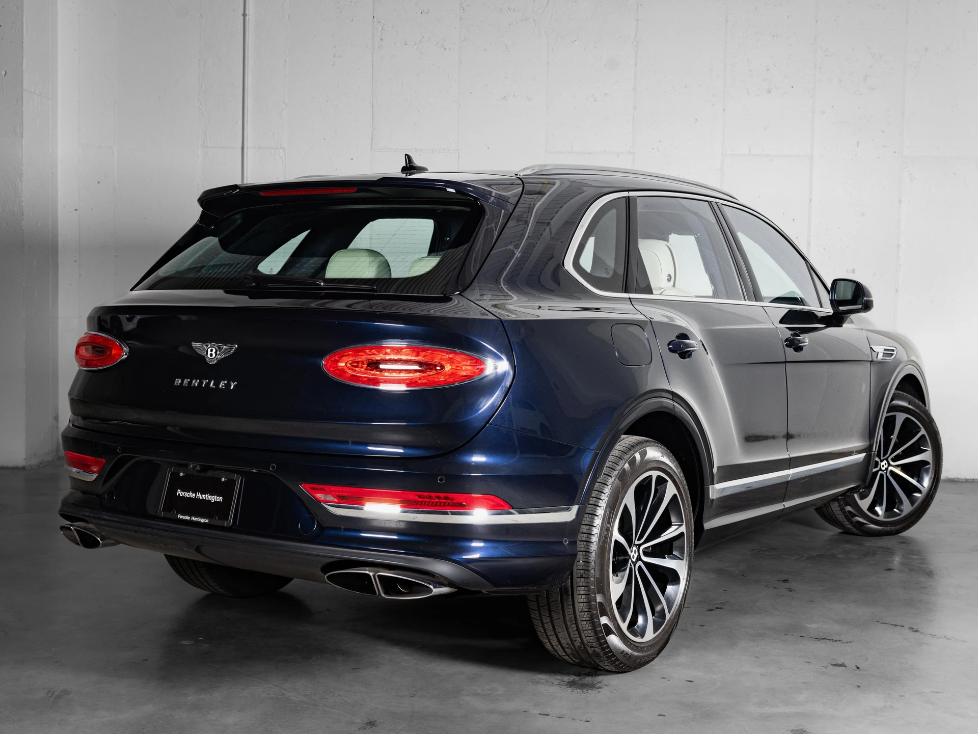 mph007_2985516305_2244a60d8342875623c00ddf86433f3f_5bb71b2982