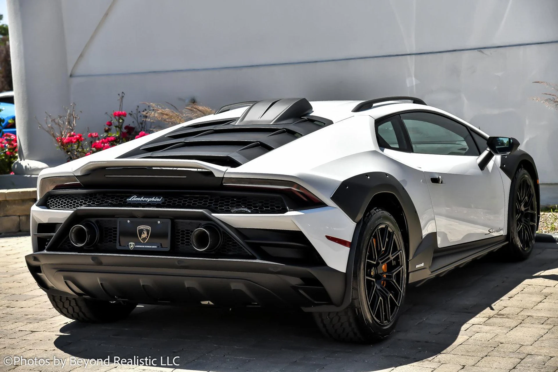 mph007_2993272478_Used_2024_Lamborghini_Huracan_Sterrato_1718189495_2e32ef8217