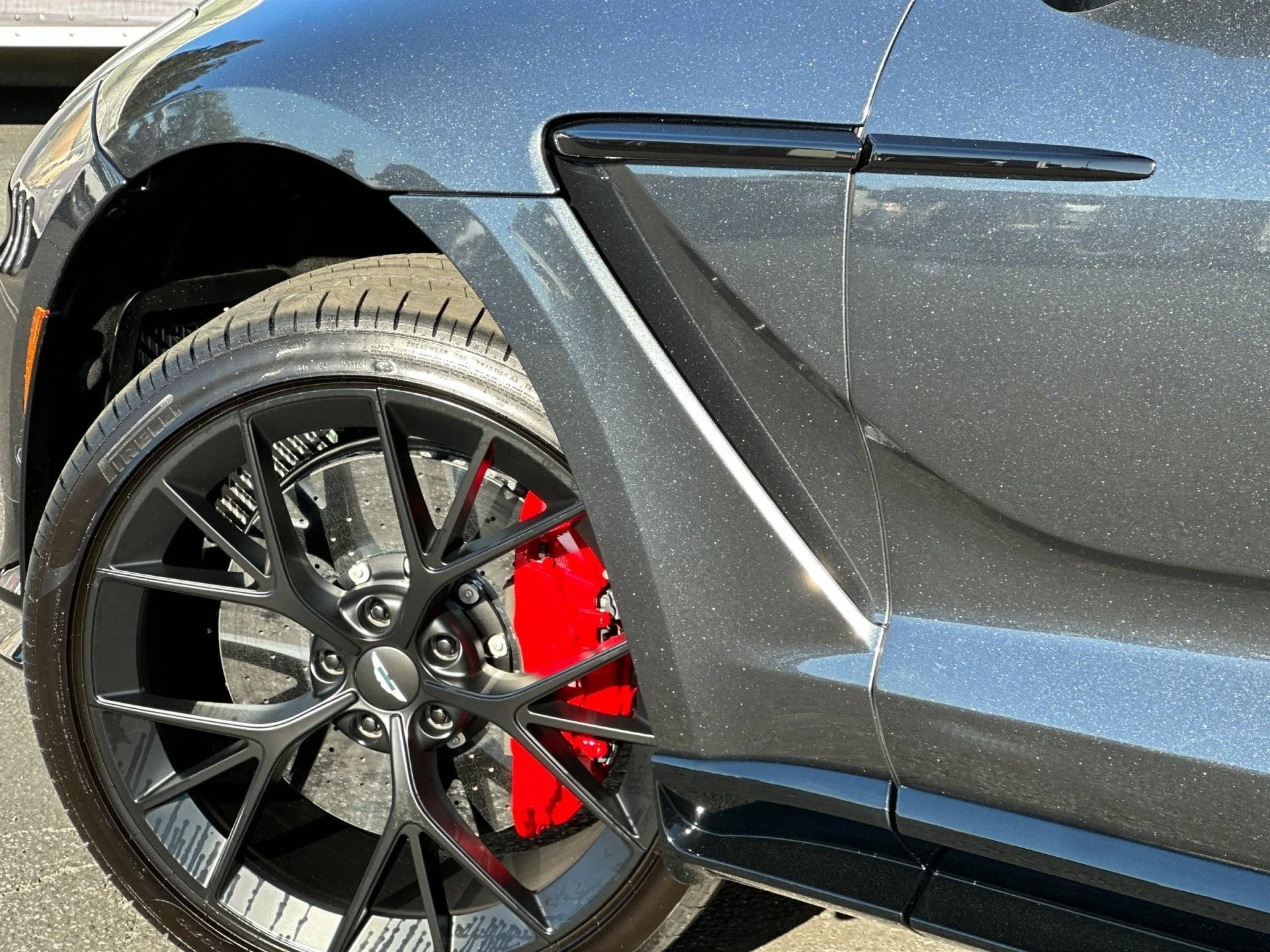 mph007_2995668991_New_2026_Aston_Martin_DBX_1761314820_0d6985c0b5