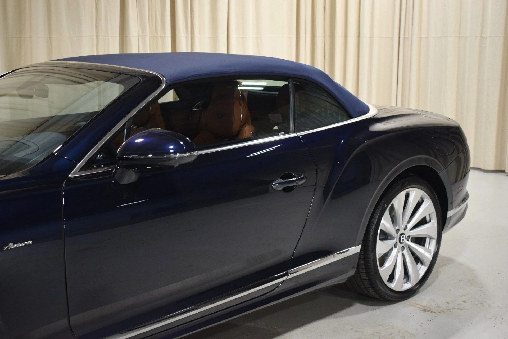 mph007_2996694800_dc4df9c38d41c9db2d5f589659b00851x_e4bcf3b6b7