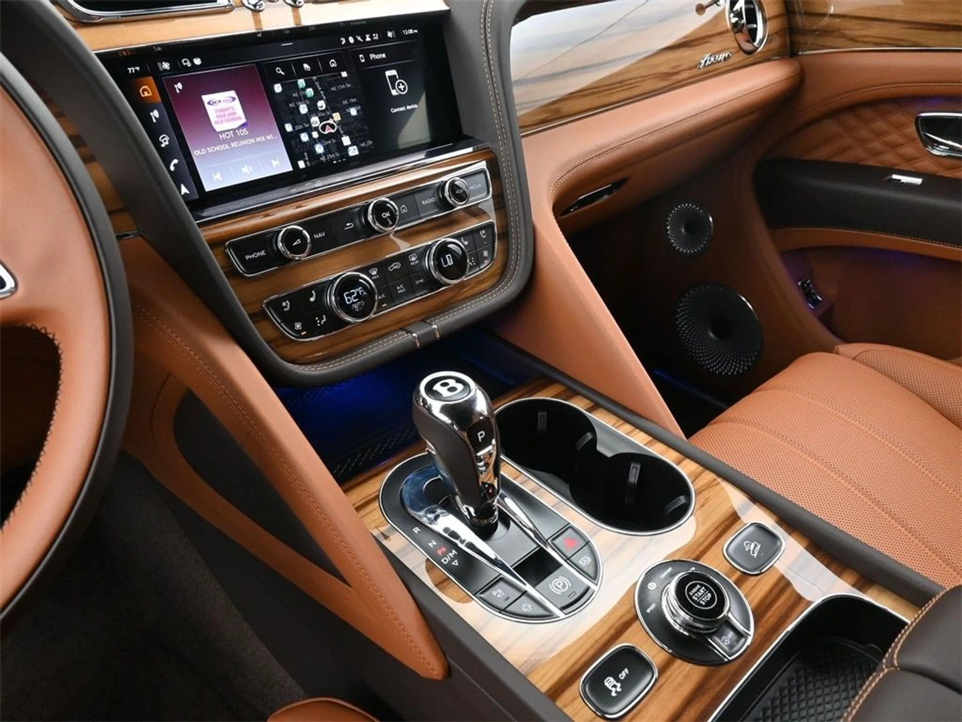 mph007_2998903348_472d9b3d9f713b9344fffe282923ed5ax_305efe6862