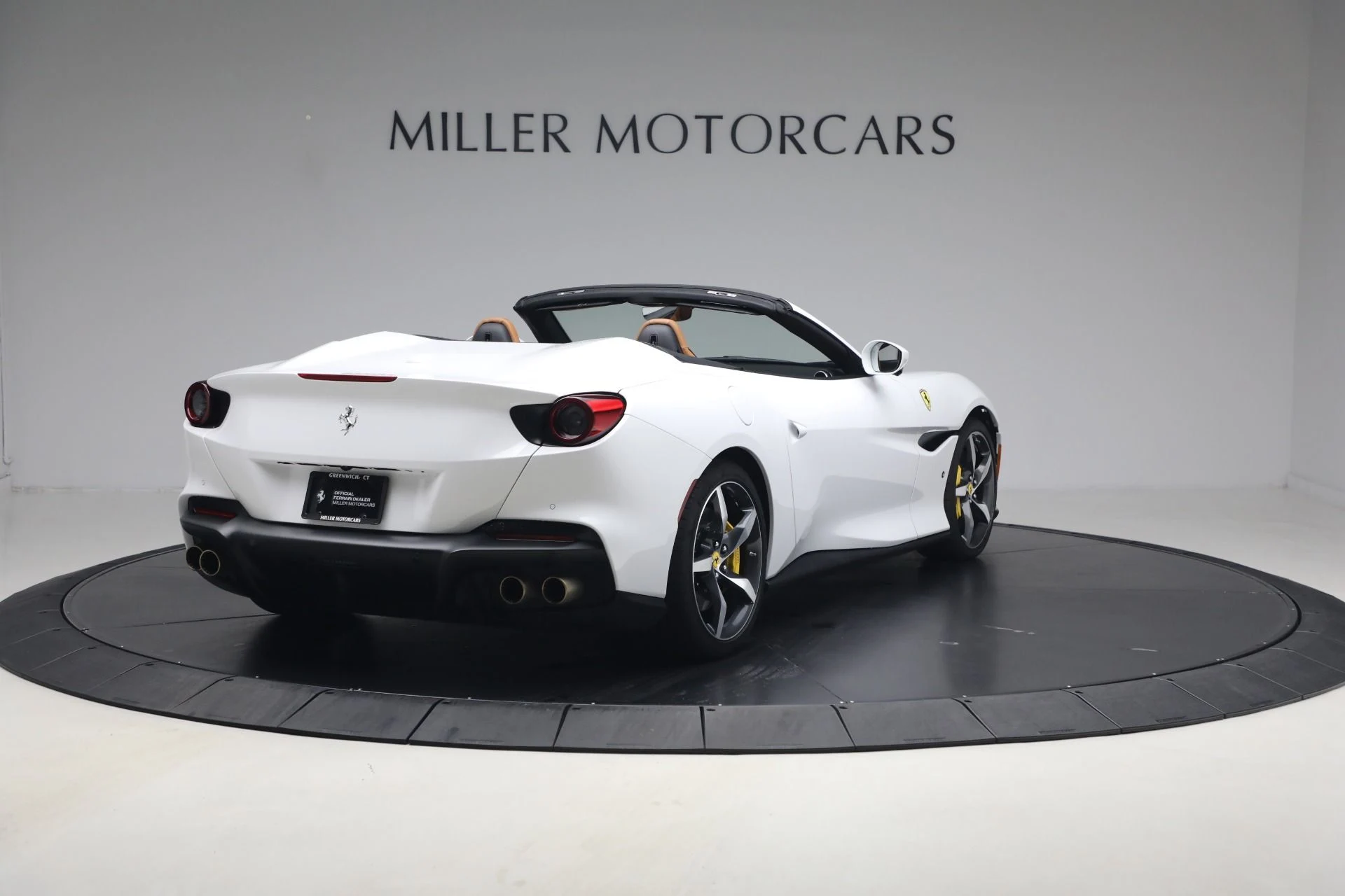 mph007_3001855358_Used_2023_Ferrari_Portofino_M_1778360641_acd49024e1