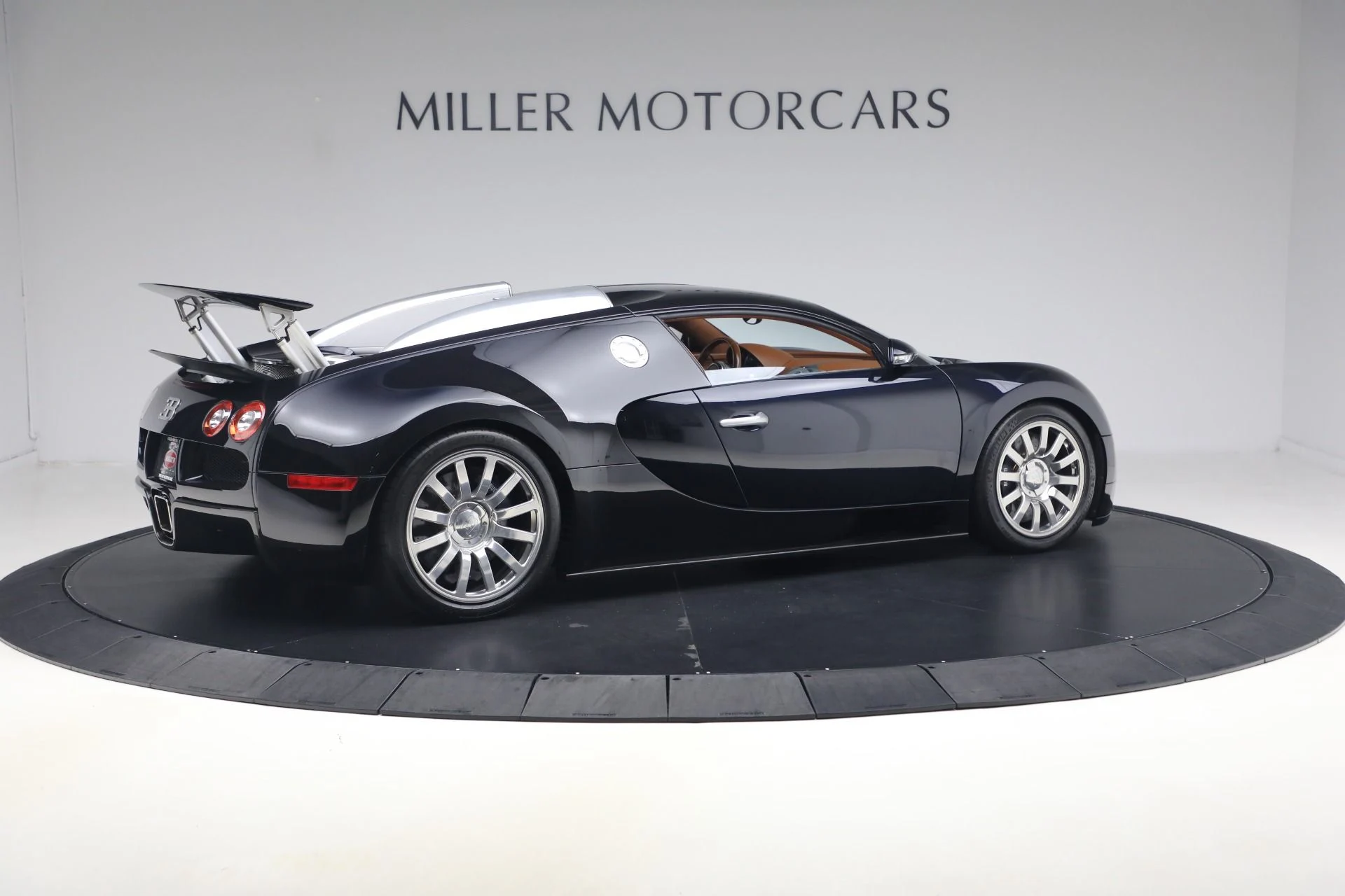 mph007_3010120646_Used_2006_Bugatti_Veyron_164_fb08d409c7