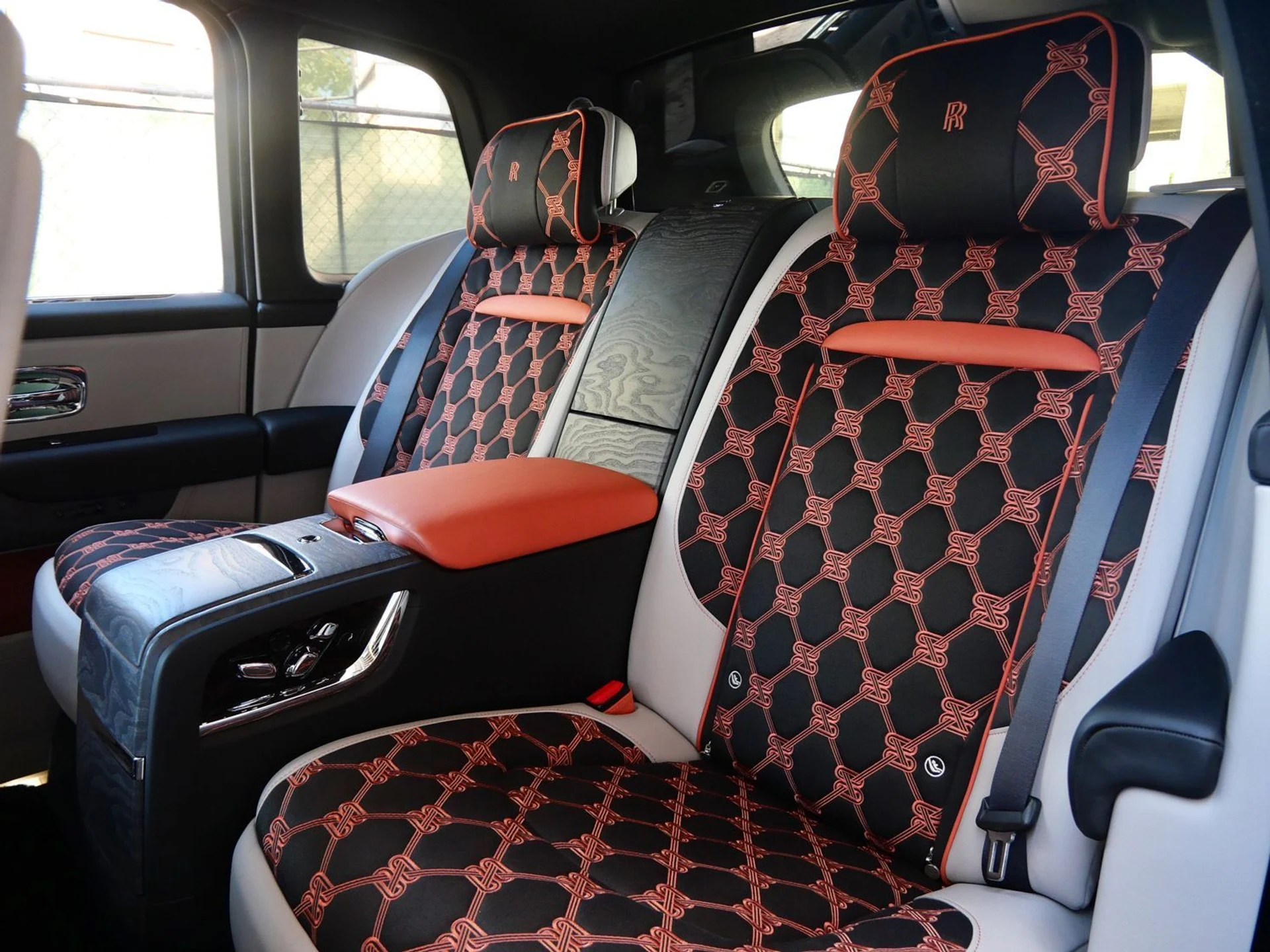 mph007_3010563175_1f676f301ef413051e9463141d769de9x_c8b2895bd2