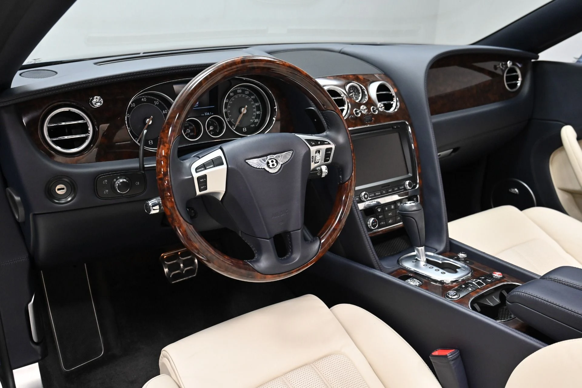 mph007_3017810560_Used_2014_Bentley_Continental_GTC_1751561855_810739c2f1