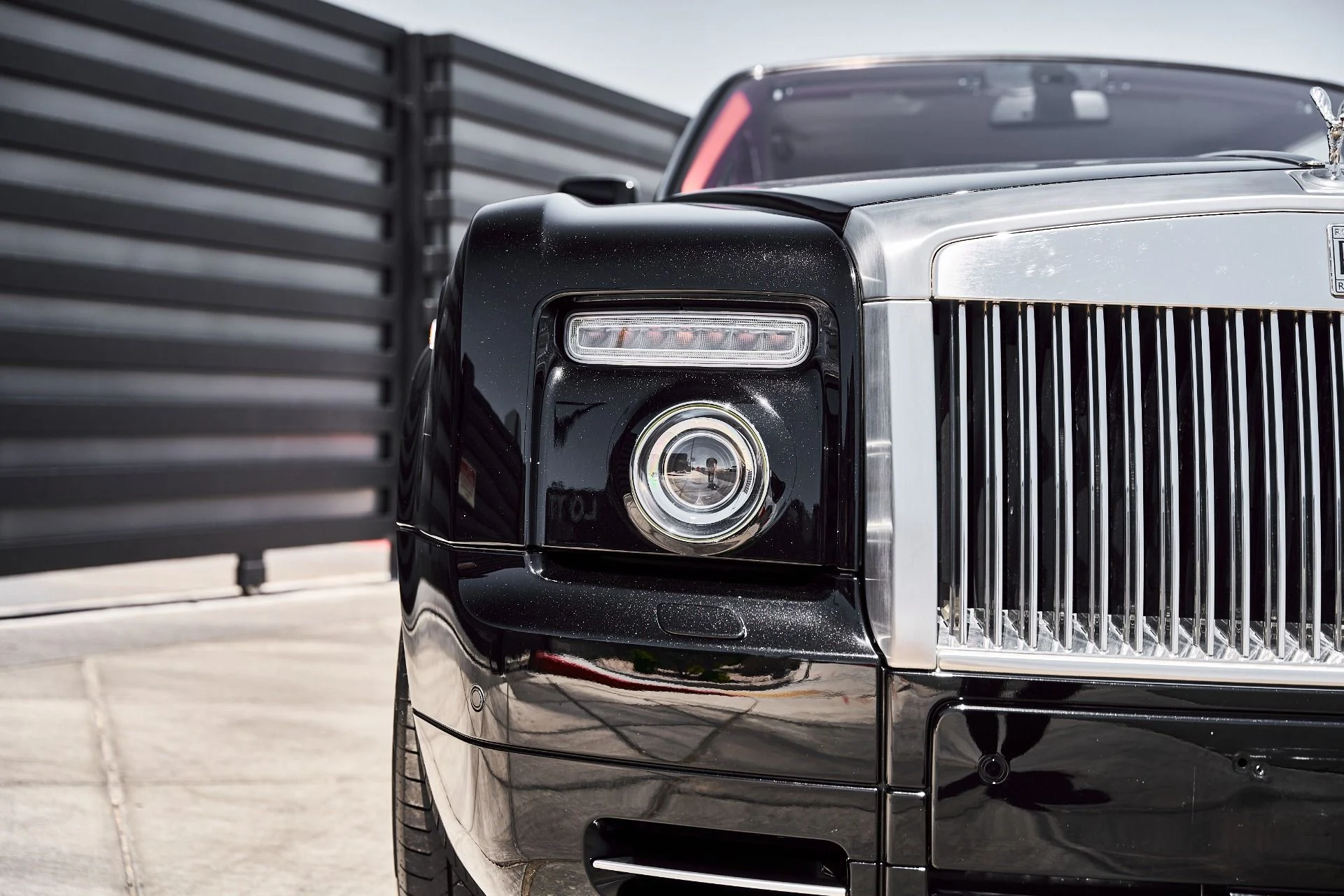 mph007_3020294337_Used_2009_Rolls_Royce_Phantom_Coupe_Base_1784853682_14d9fc9662