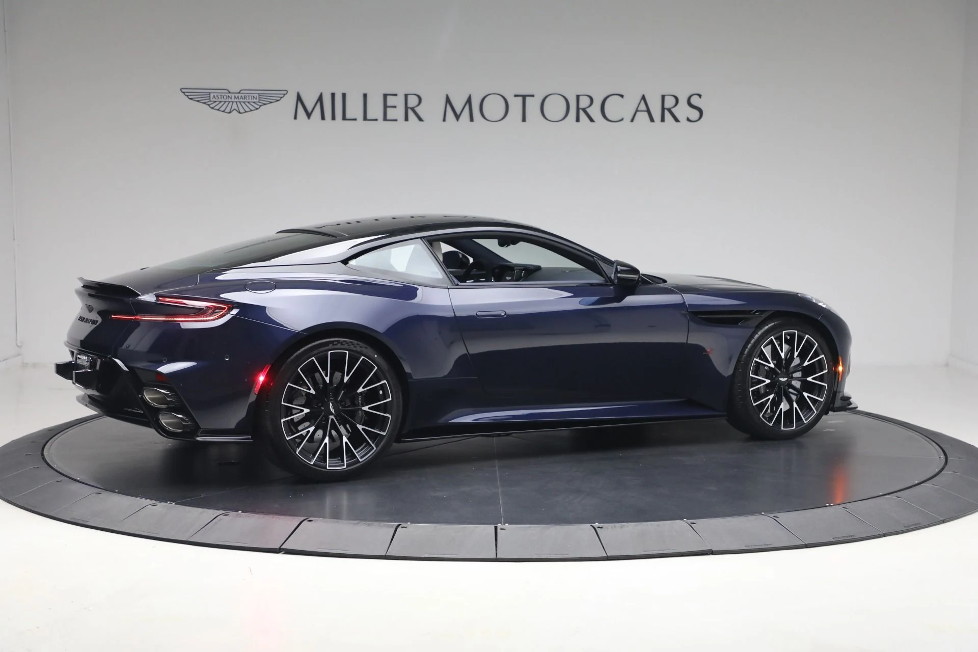 mph007_302211504_New_2026_Aston_Martin_DB_12_S_1780512409_14343221c0