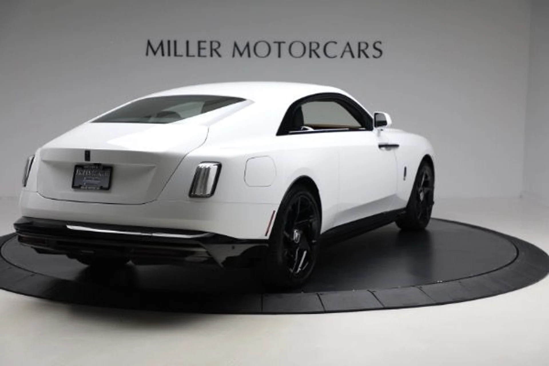 mph007_3022186657_New_2025_Rolls_Royce_Black_Badge_Spectre_db17f00d7b