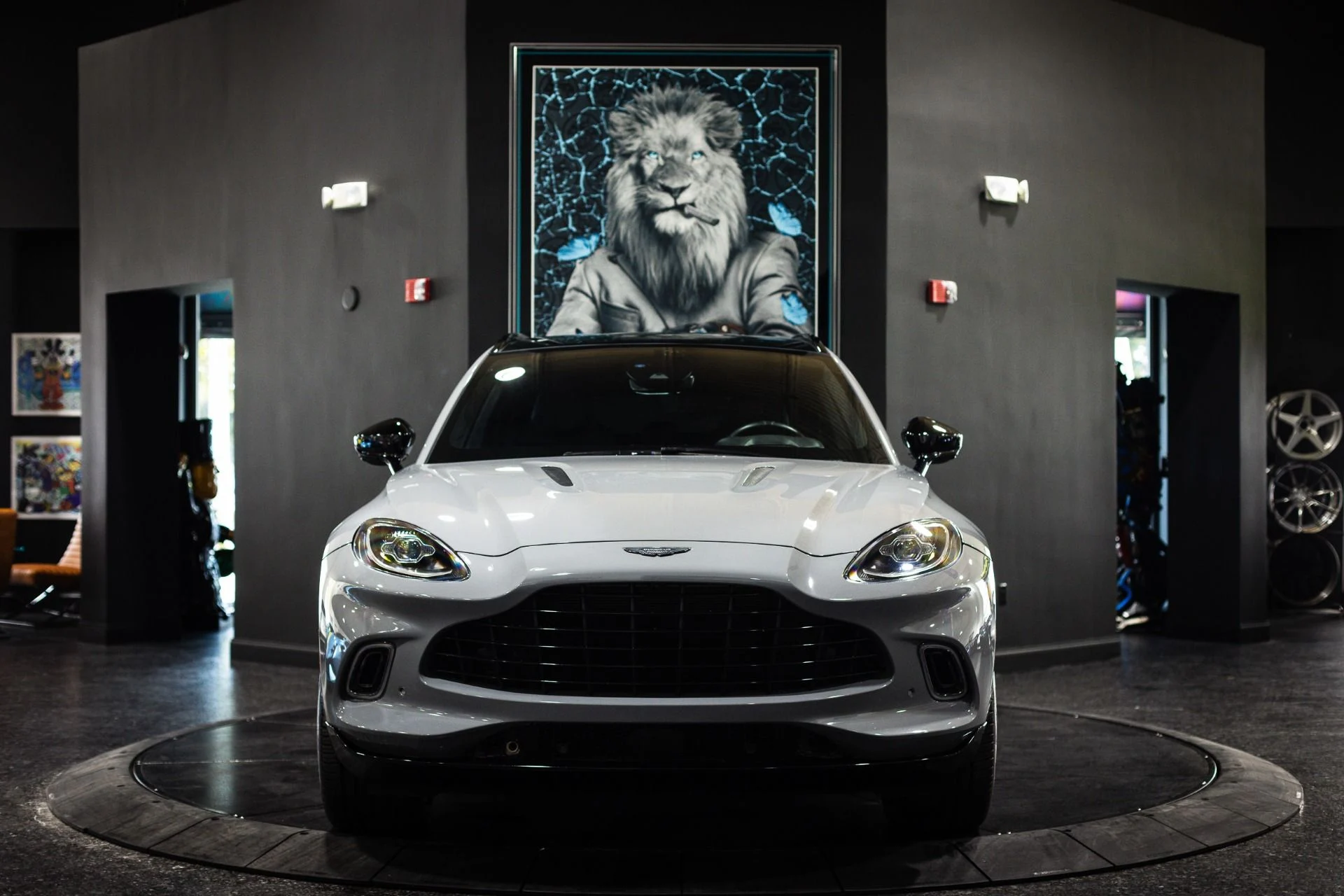 mph007_3022221891_Used_2021_Aston_Martin_DBX_China_Grey_1772224154_1d86956fb2