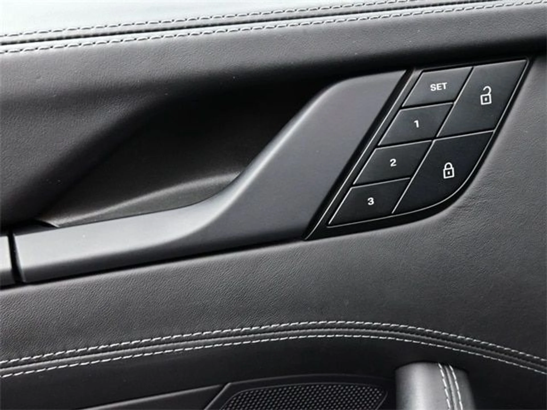 mph007_3022433561_fc8aa403c4aeb182ac15e17af151c1d7x_0f5fa139d1