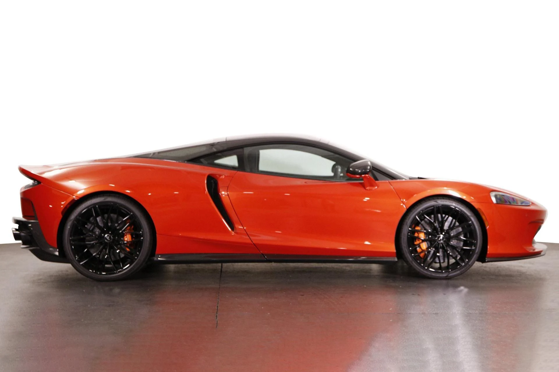 mph007_3022612866_Used_2023_Mc_Laren_GT_1698837819_8e7668aa77