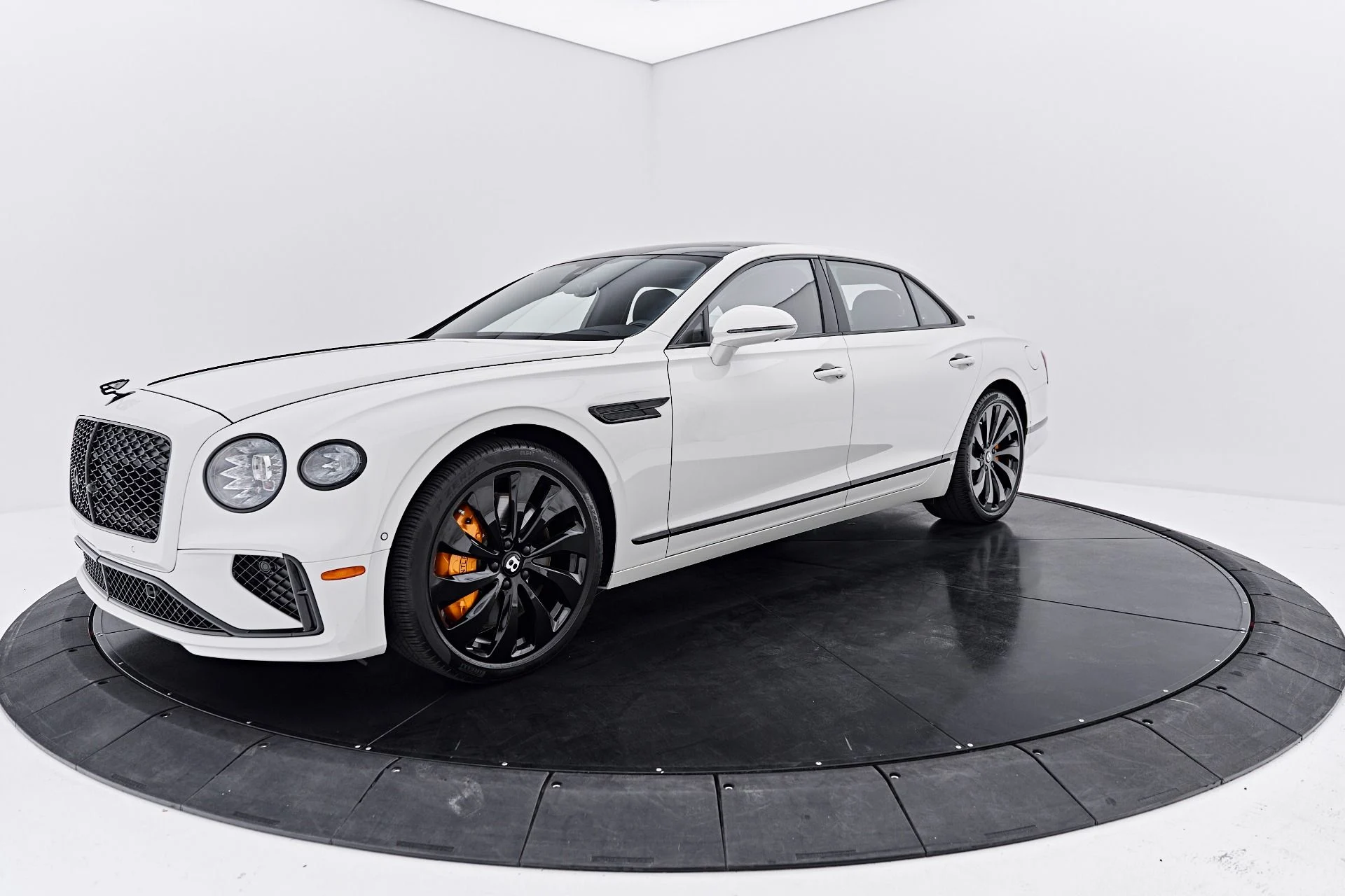 mph007_3023485388_Used_2025_Bentley_Flying_Spur_Black_Edition_1790368038_216f2edb8c