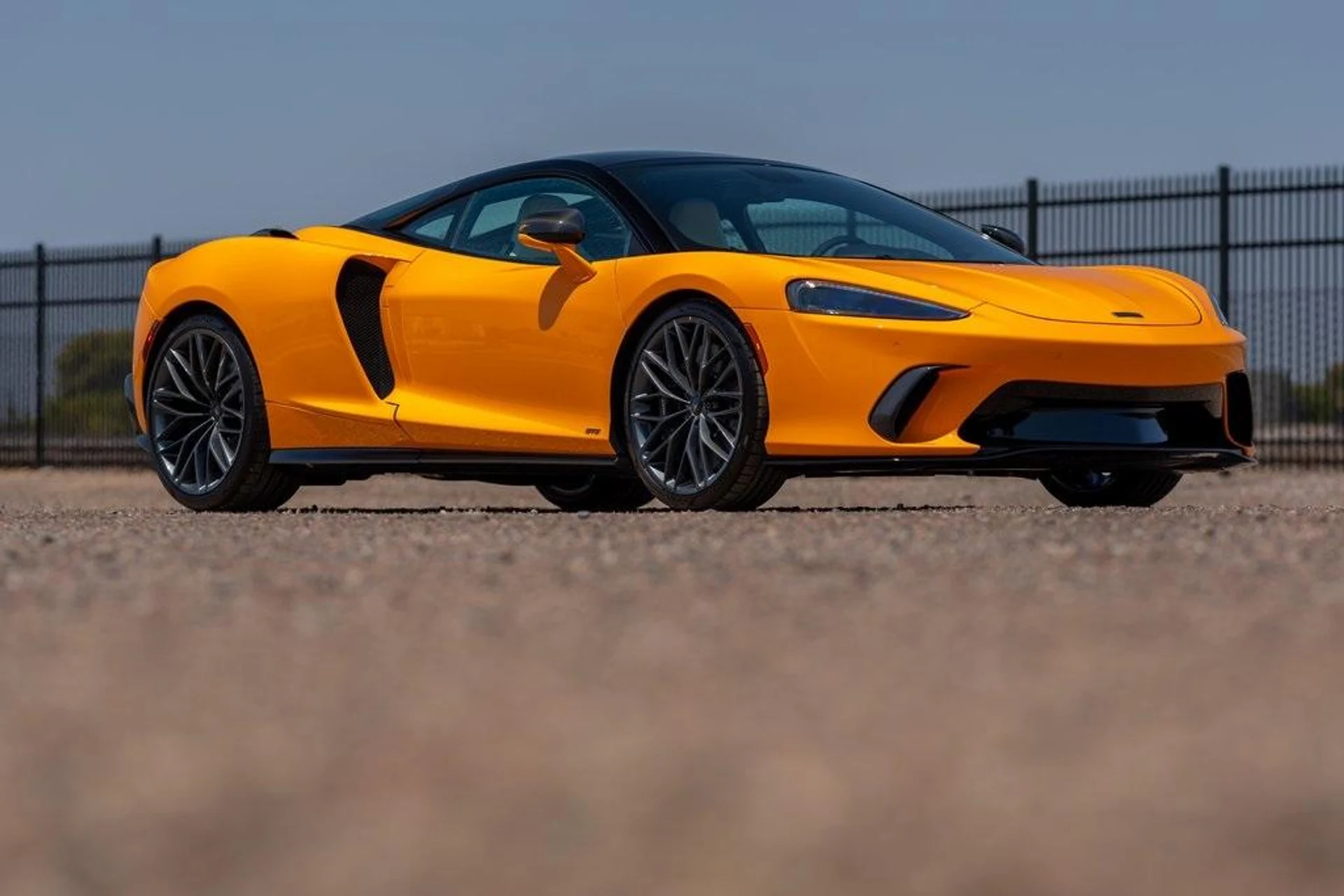 mph007_3025508448_Used_2025_MCLAREN_GTS_1721509485_eb74e9119d