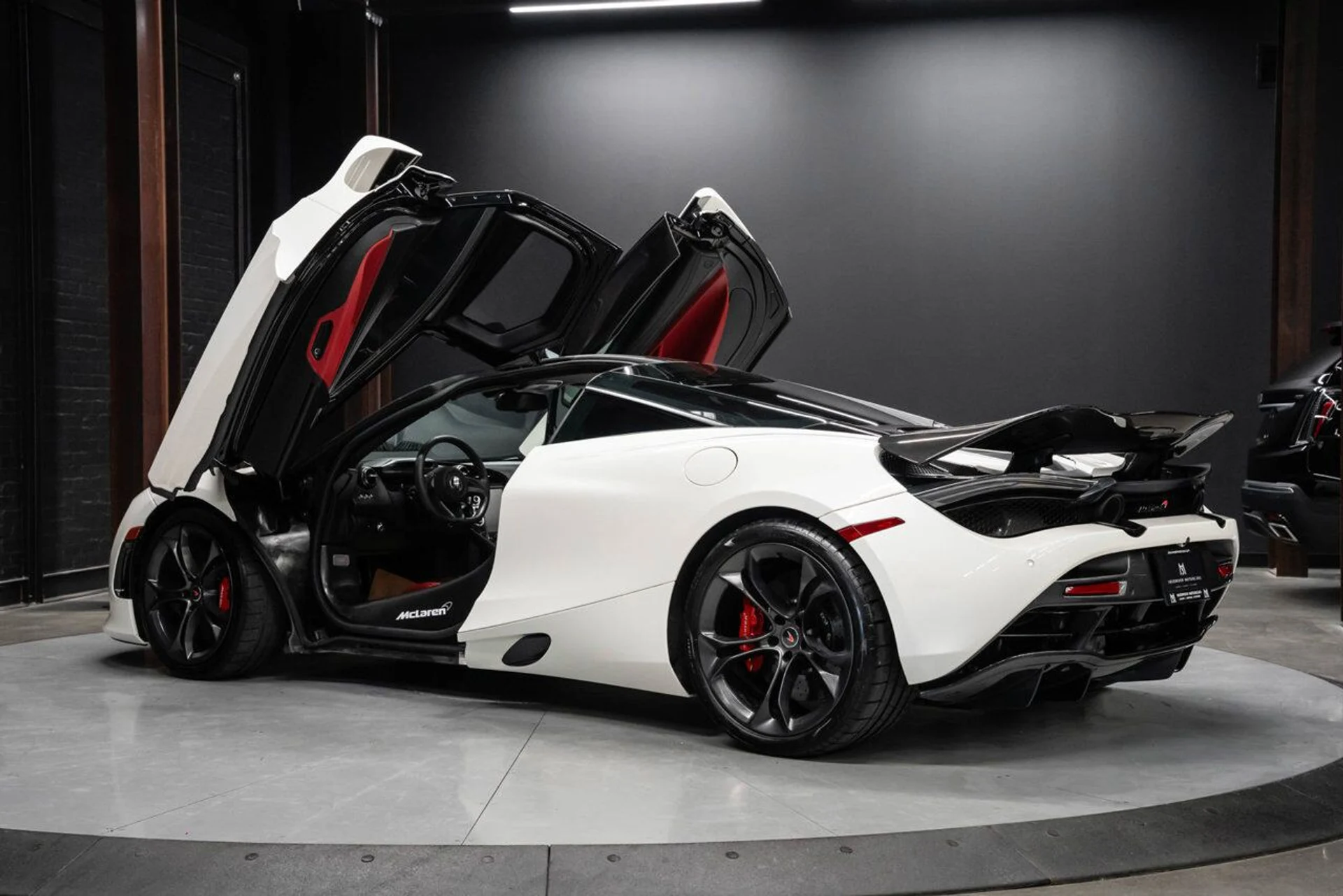 mph007_3026150796_mclaren_720s_2018_339b0630b9