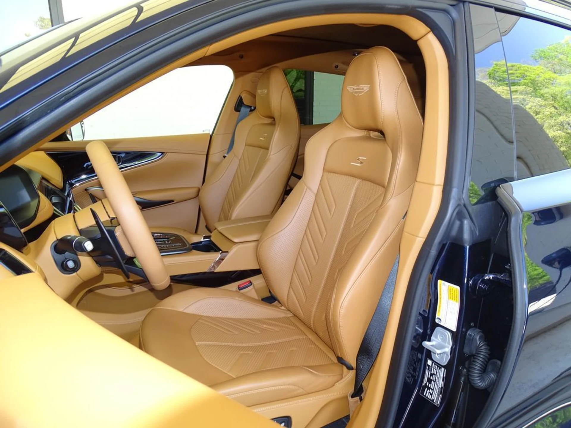 mph007_3026969905_lna8j3353wt2mpjfho5ozikc8f1w_924640b988