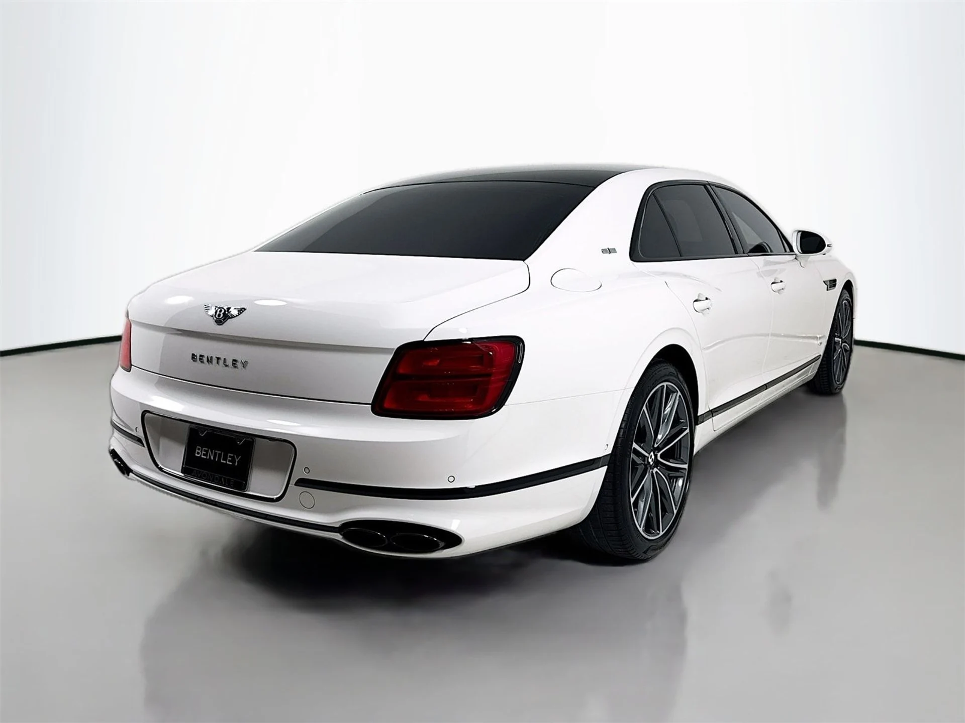 mph007_3032226636_d19ab52927b929b7031a5143d9f5fc35x_993a40d1de