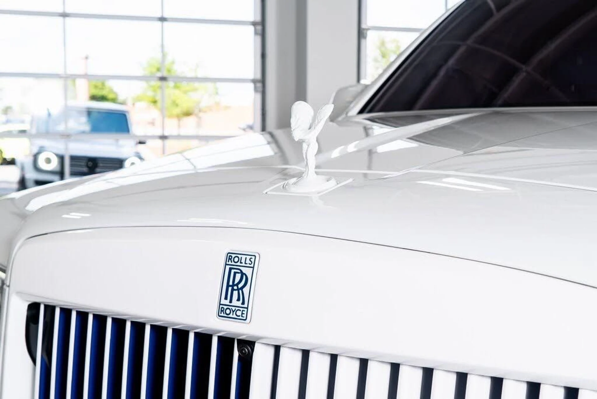 mph007_3035220724_Used_2023_Rolls_Royce_Cullinan_Black_Badge_1726599537_237638c922