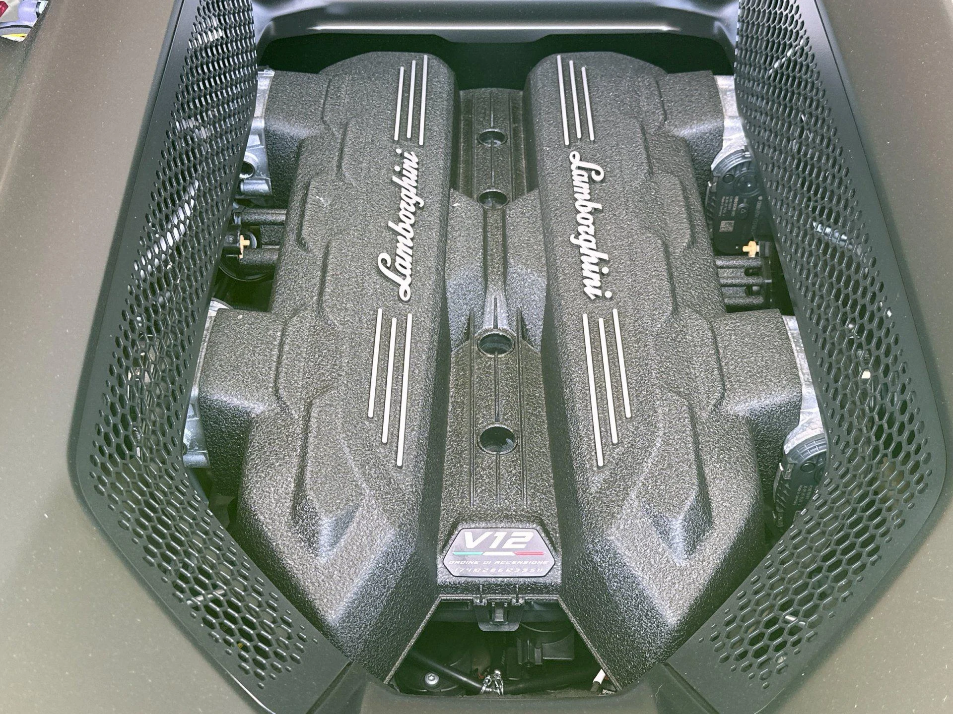 mph007_3043201448_New_2026_Lamborghini_Revuelto_Coupe_1781861196_ad6247c748