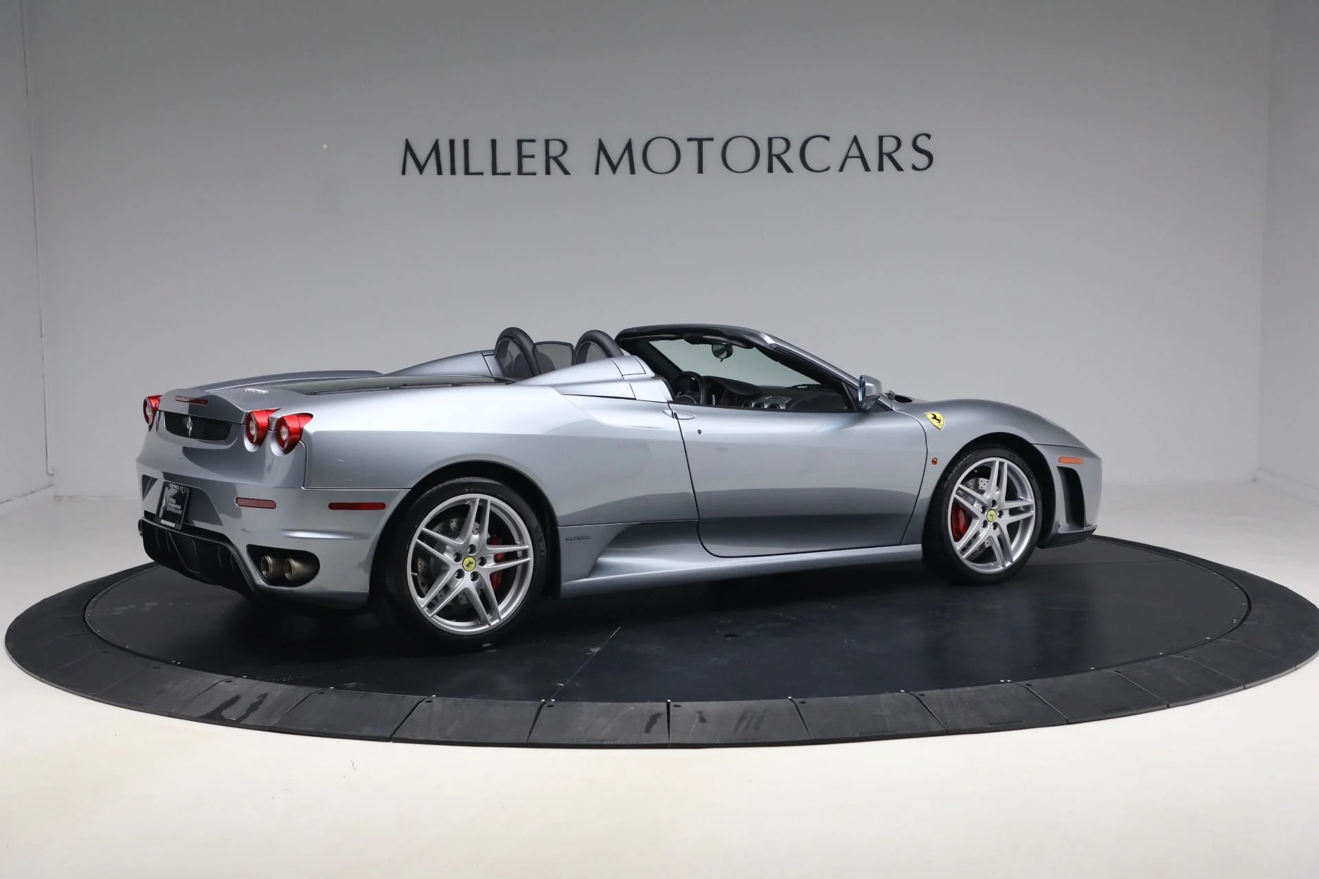 mph007_3044168219_Used_2005_Ferrari_F430_Spider_1771525257_2b7b9a679e