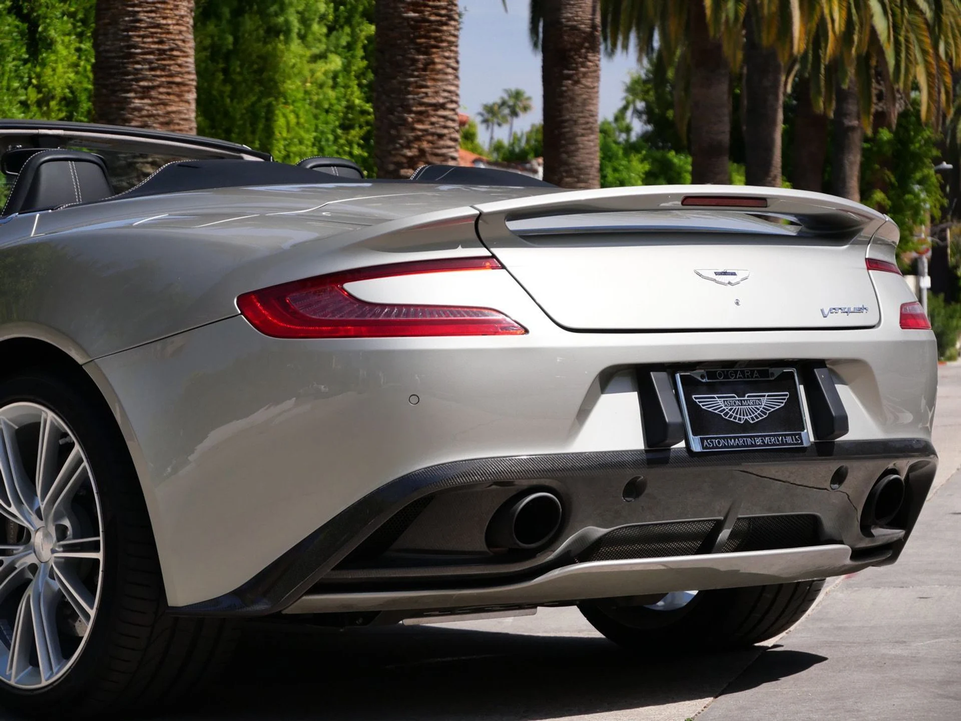 mph007_3051509067_bf24a0d9a29c00651105cce5f9861545x_6eb9beeb05