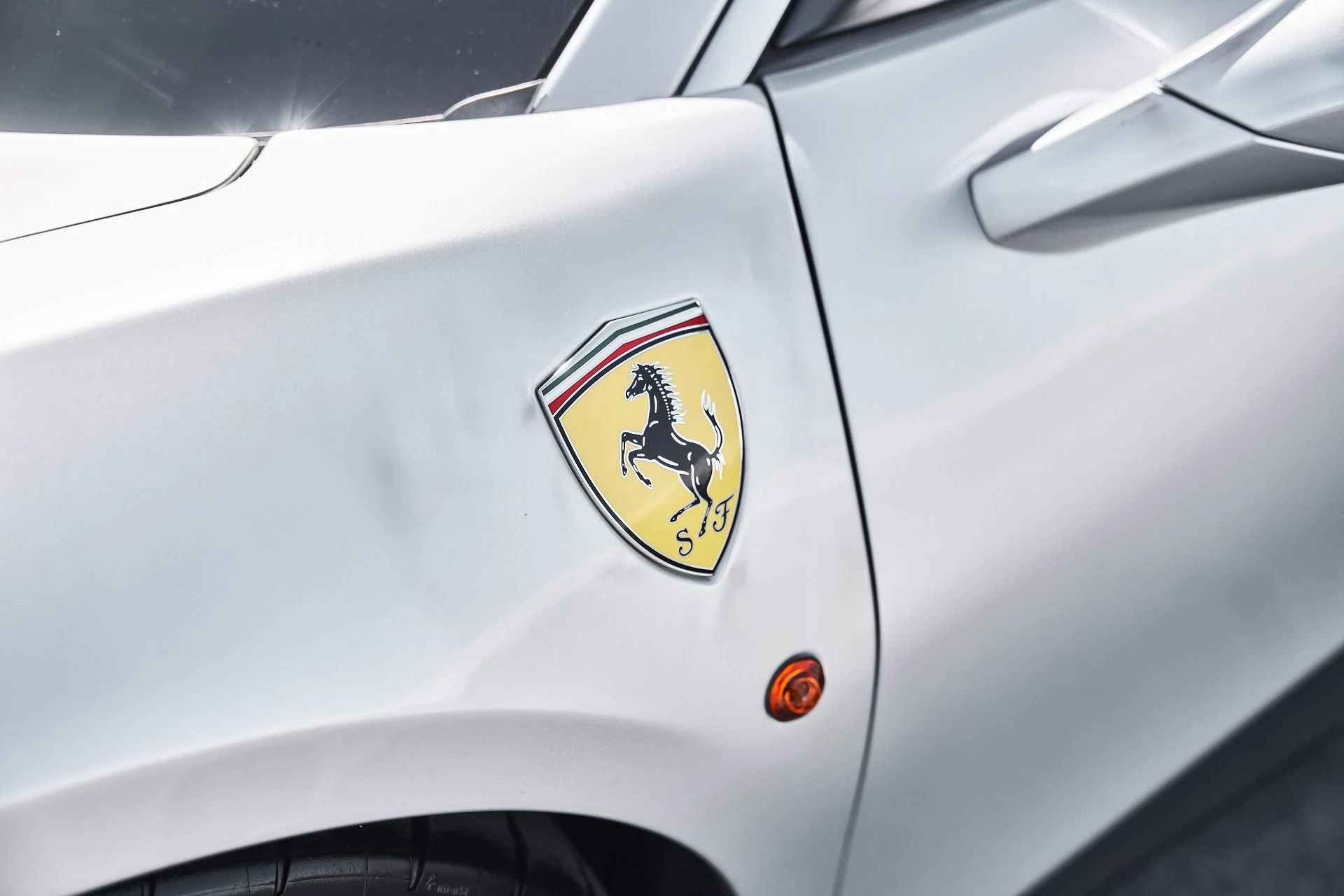 mph007_3073950874_Used_2020_Ferrari_488_Pista_Base_1780421199_5fab8f996b