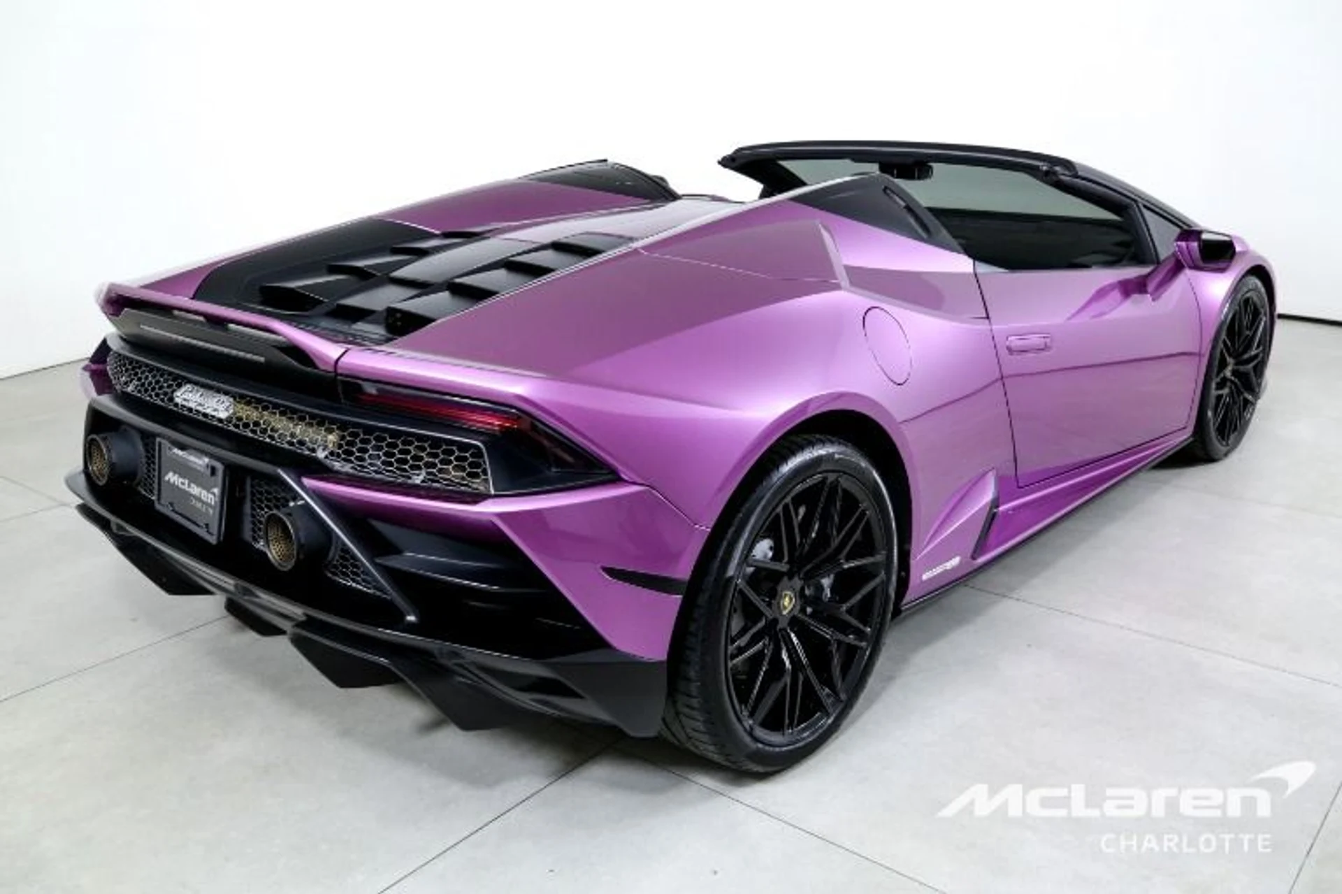 mph007_3075619810_Used_2022_Lamborghini_Huracan_LP_610_2_EVO_Spyder_2d13e925d0