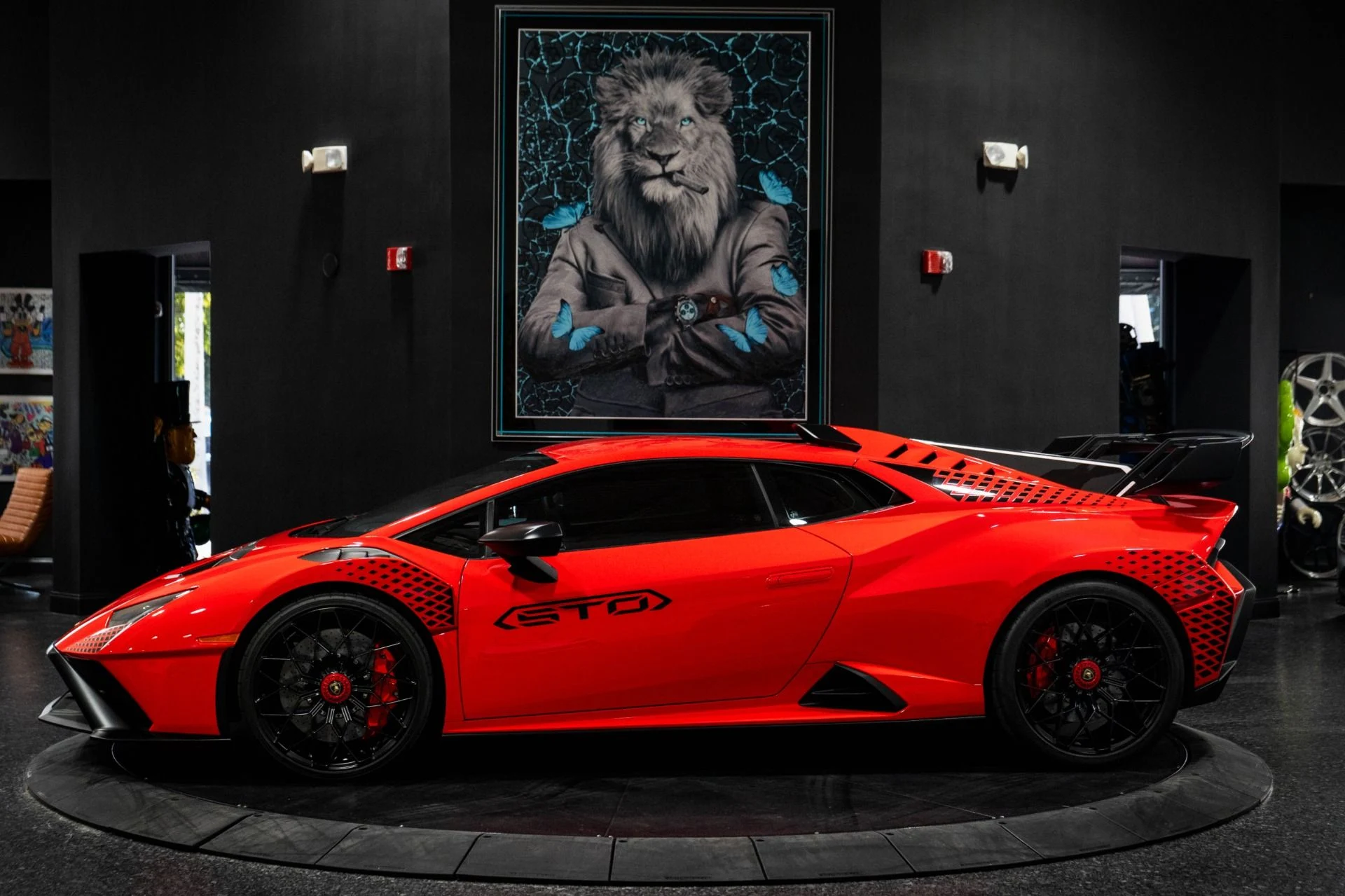 mph007_3082077142_Used_2022_Lamborghini_Huracan_STO_Ad_Personam_Paint_1767634338_0d23d4d70c