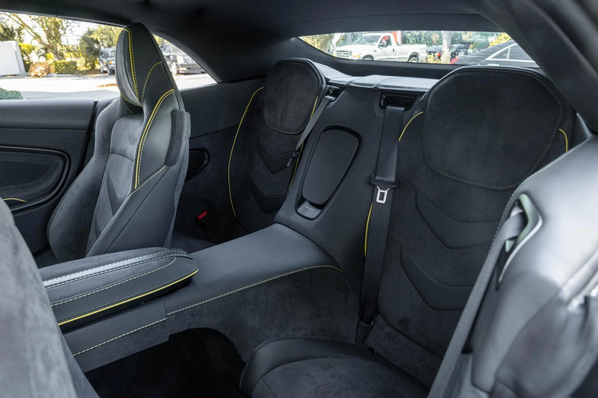 mph007_3082615794_Used_2022_Aston_Martin_DBS_Superleggera_1770058015_9956352e01