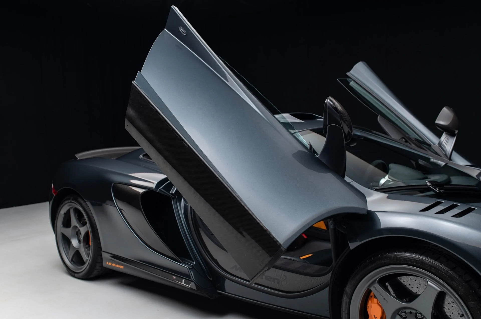 mph007_3084076104_Used_2015_Mc_Laren_650_S_LE_Coupe_Le_Mans_Special_Edition_150_1791217033_8ae3218e0f