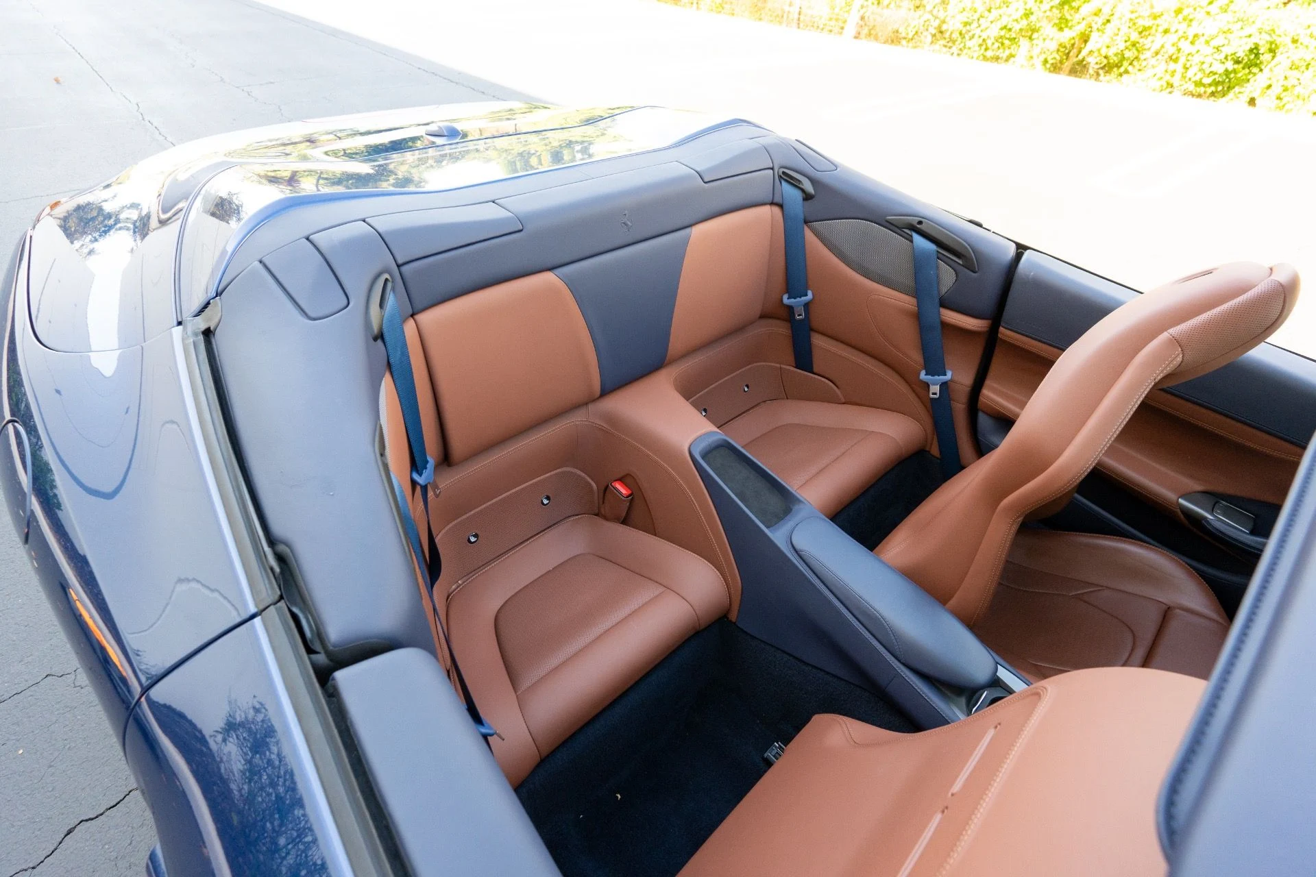 mph007_3088889739_Used_2022_Ferrari_Portofino_M_1761343273_24fdada65d