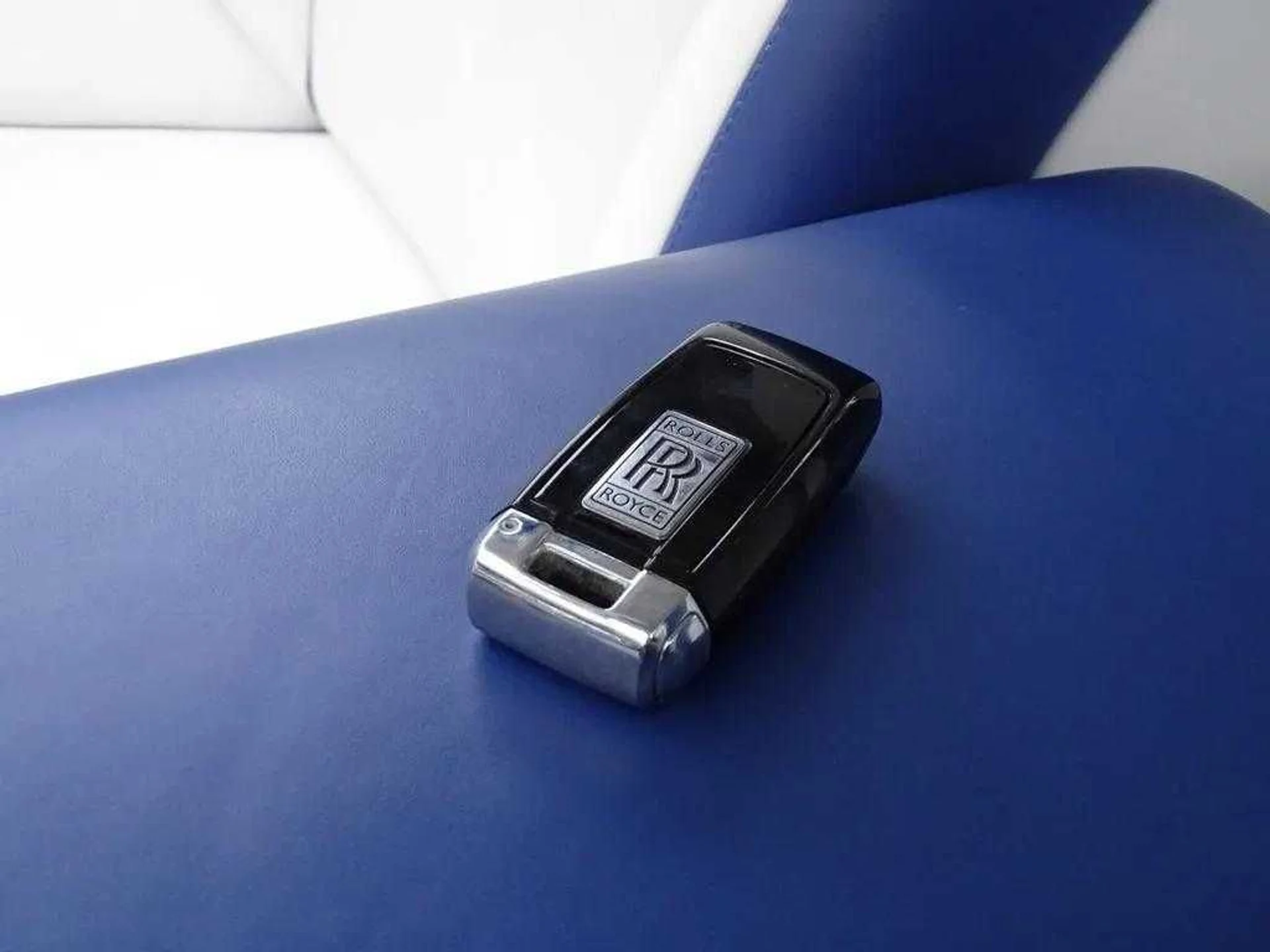 mph007_3090633274_200f69dd695d2ff922f1f6b521e10886x_a16a667aa1