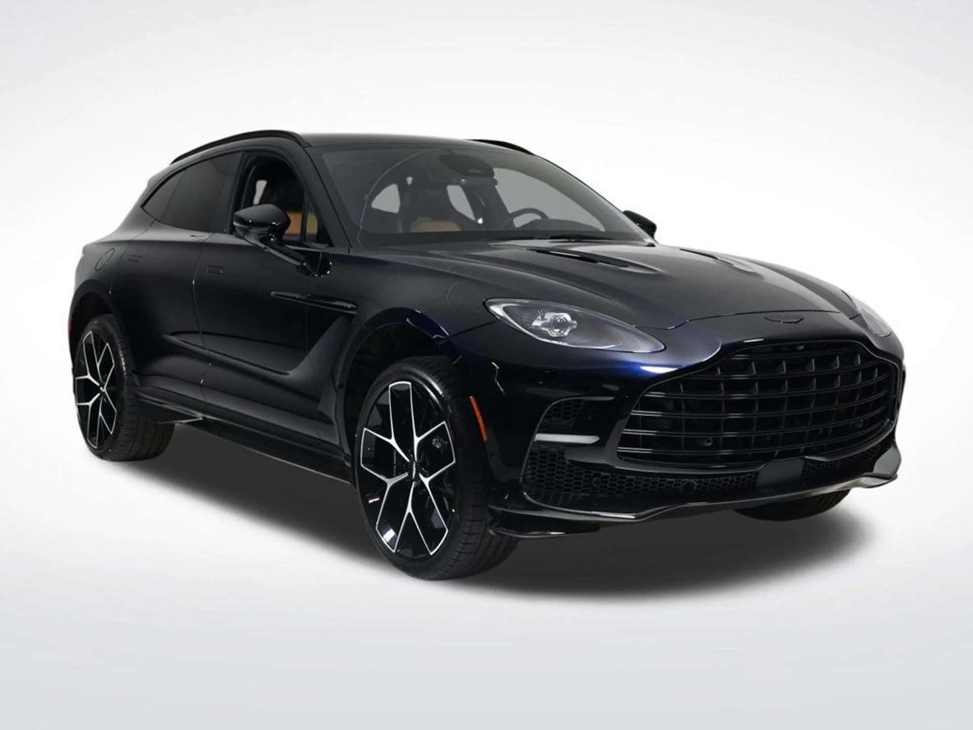 mph007_3097127774_new_2026_aston_martin_dbx_707awd_11350_22969414_7_1024_292e047d3b