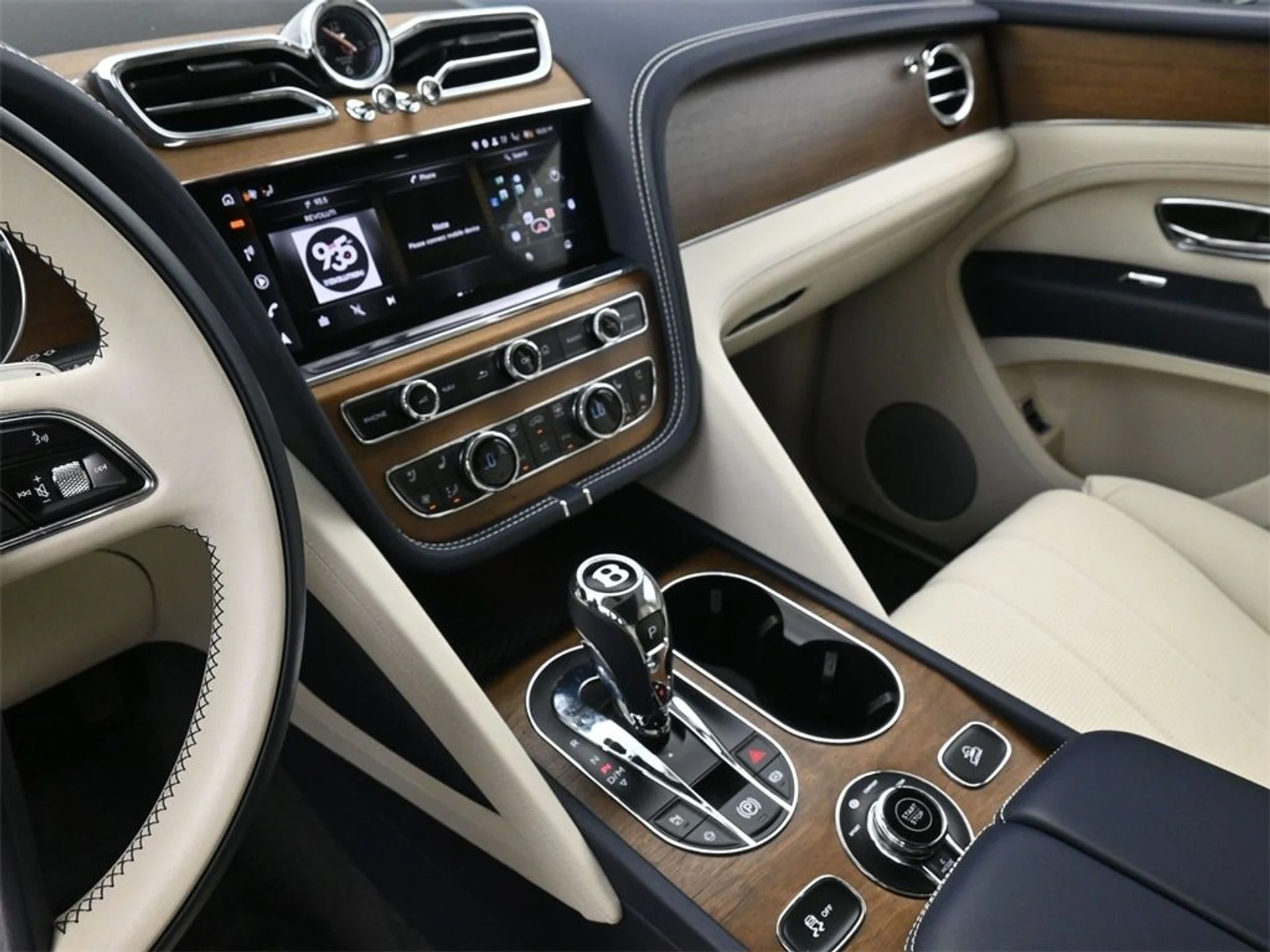 mph007_3097157905_0b81101946146bd4a5bac8c4171da117x_bfb1cccff3