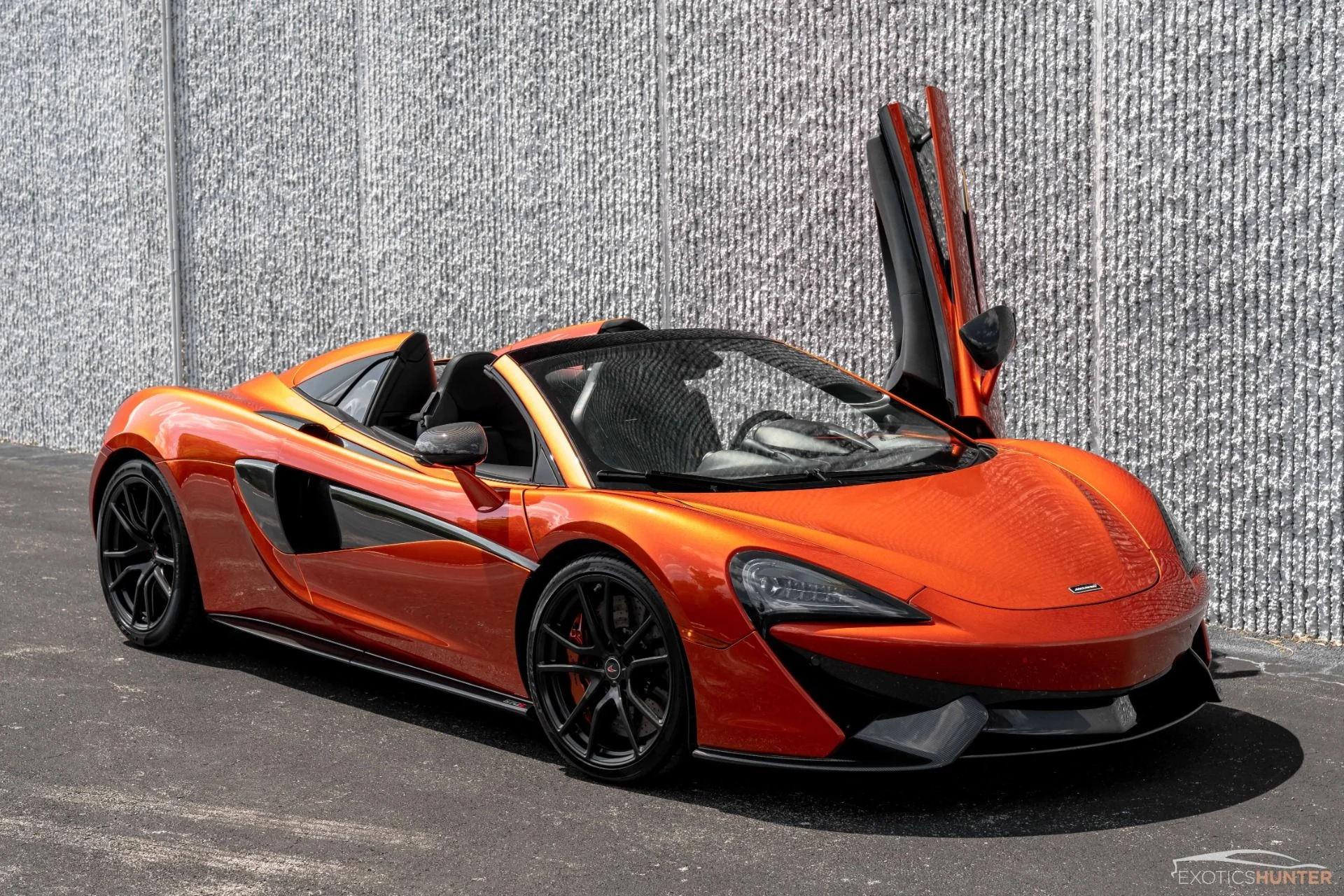 mph007_3099905133_Used_2018_Mc_Laren_570_S_Spider_w_Tons_of_Carbon_Luxury_Pack_Front_Lift_Volcano_Orange_1726586789_3516f3c231