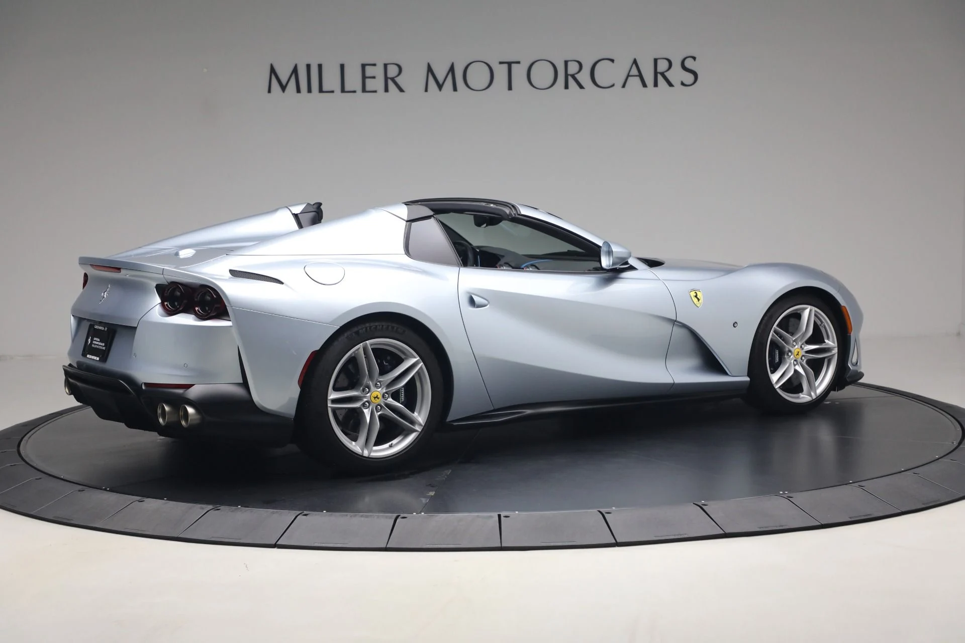 mph007_3108649105_Used_2022_Ferrari_812_GTS_1785788924_3cd919c5e8