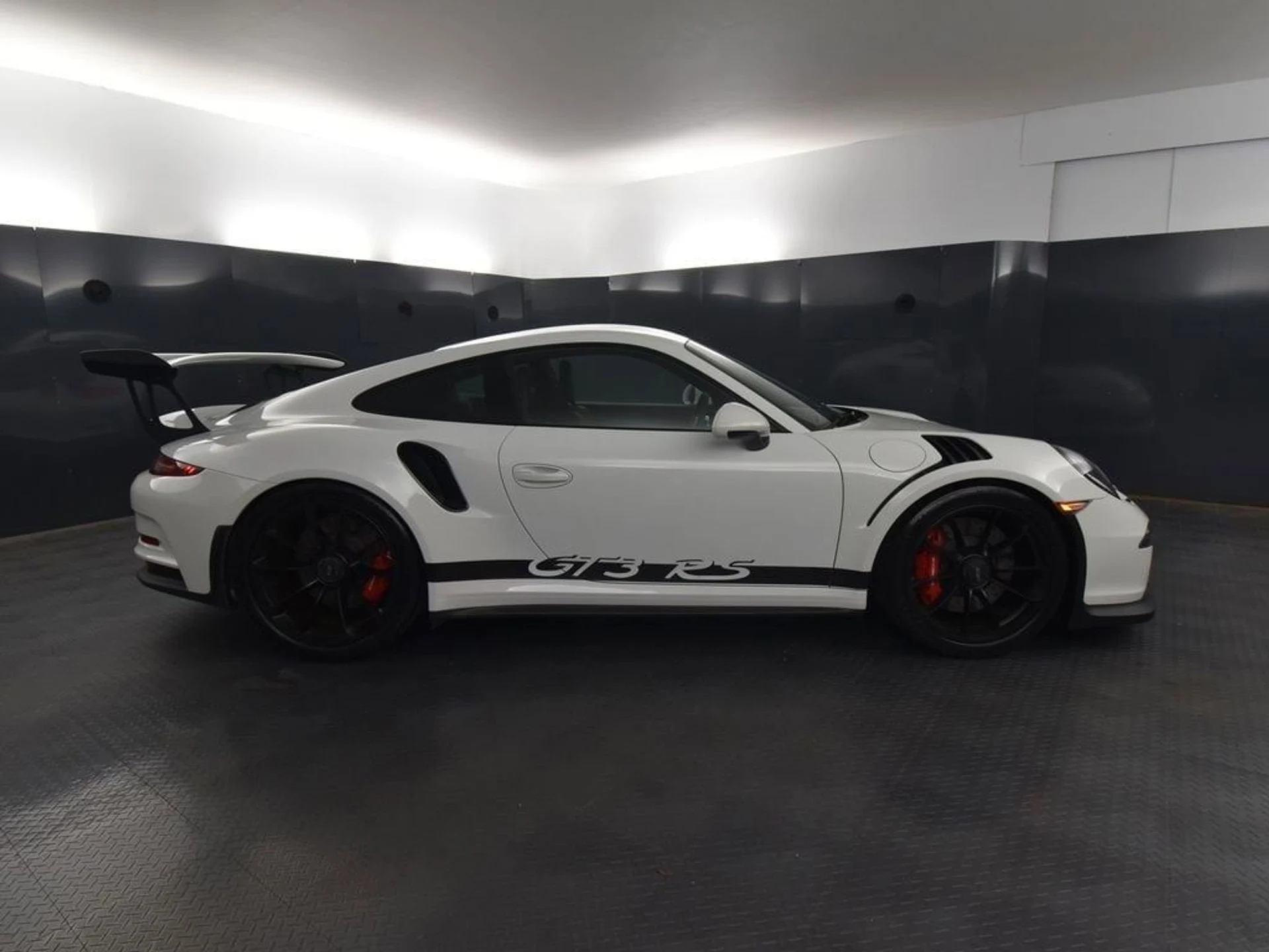 mph007_3124388182_d495449c9e7b441dcb76b4713af0c824x_badcb88bdc