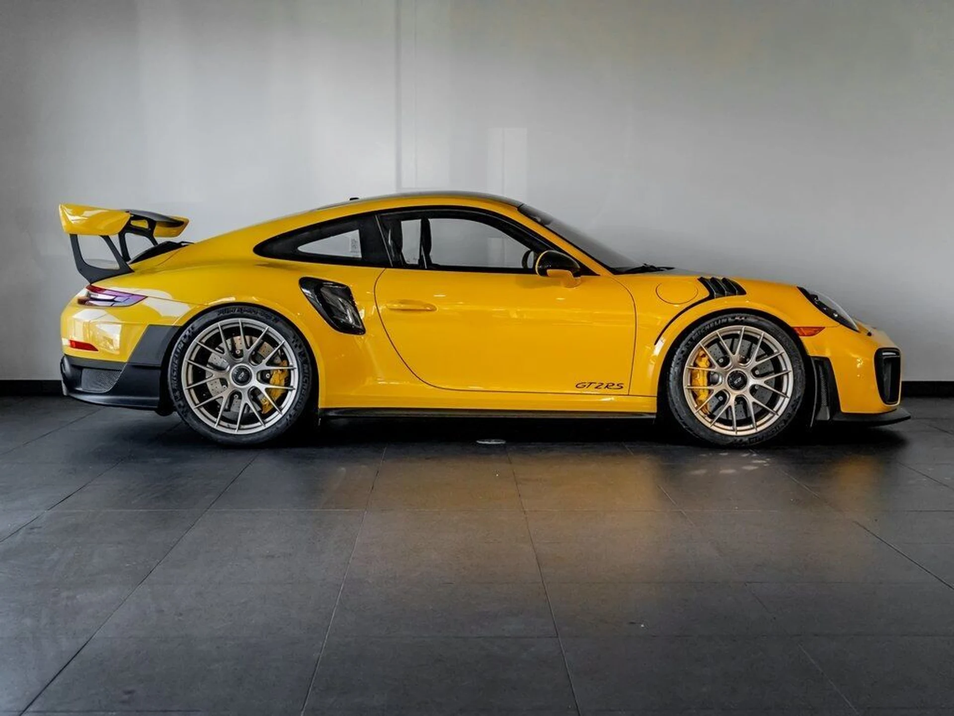 mph007_3125432866_8c77375db34a485075cac1bd013548ff_2c29654cd0