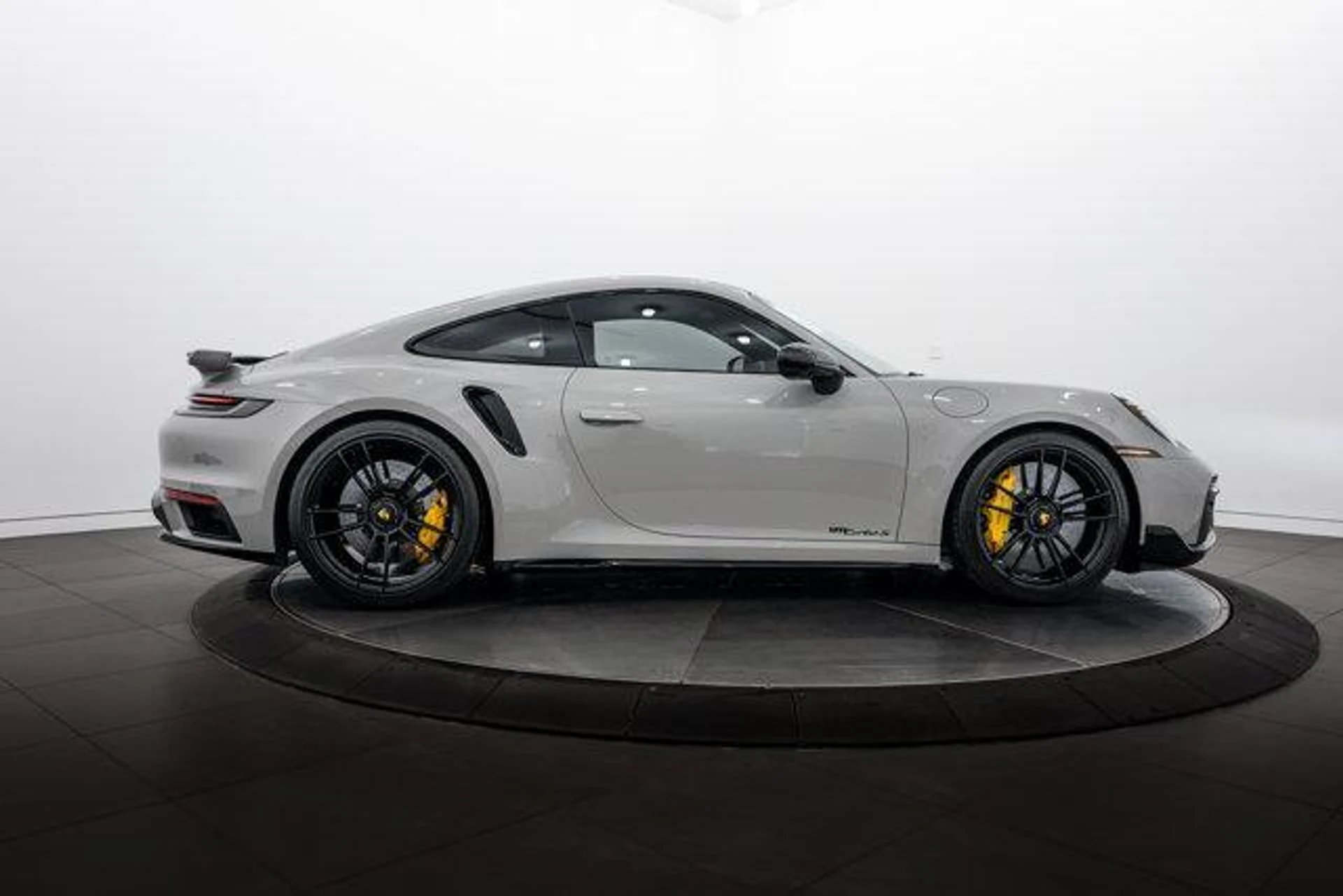 mph007_3126501705_Dtj_XVS_6k_V2_Y9_YKP_Pj_Tn_Wea5_Urc_Y_40f4aca2ed