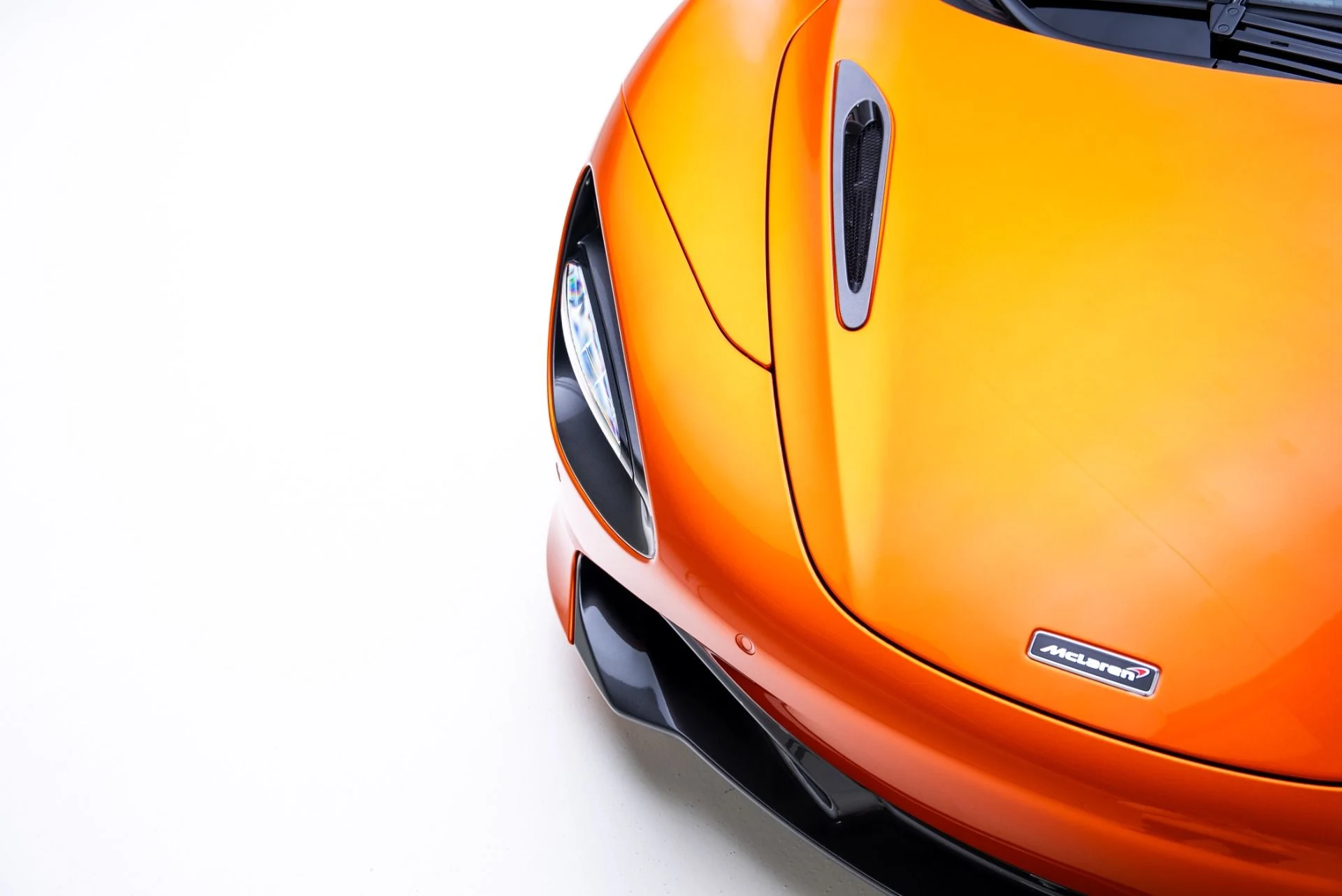 mph007_3131667623_Used_2018_Mc_Laren_720_S_Performance_1769552017_616698e8c7