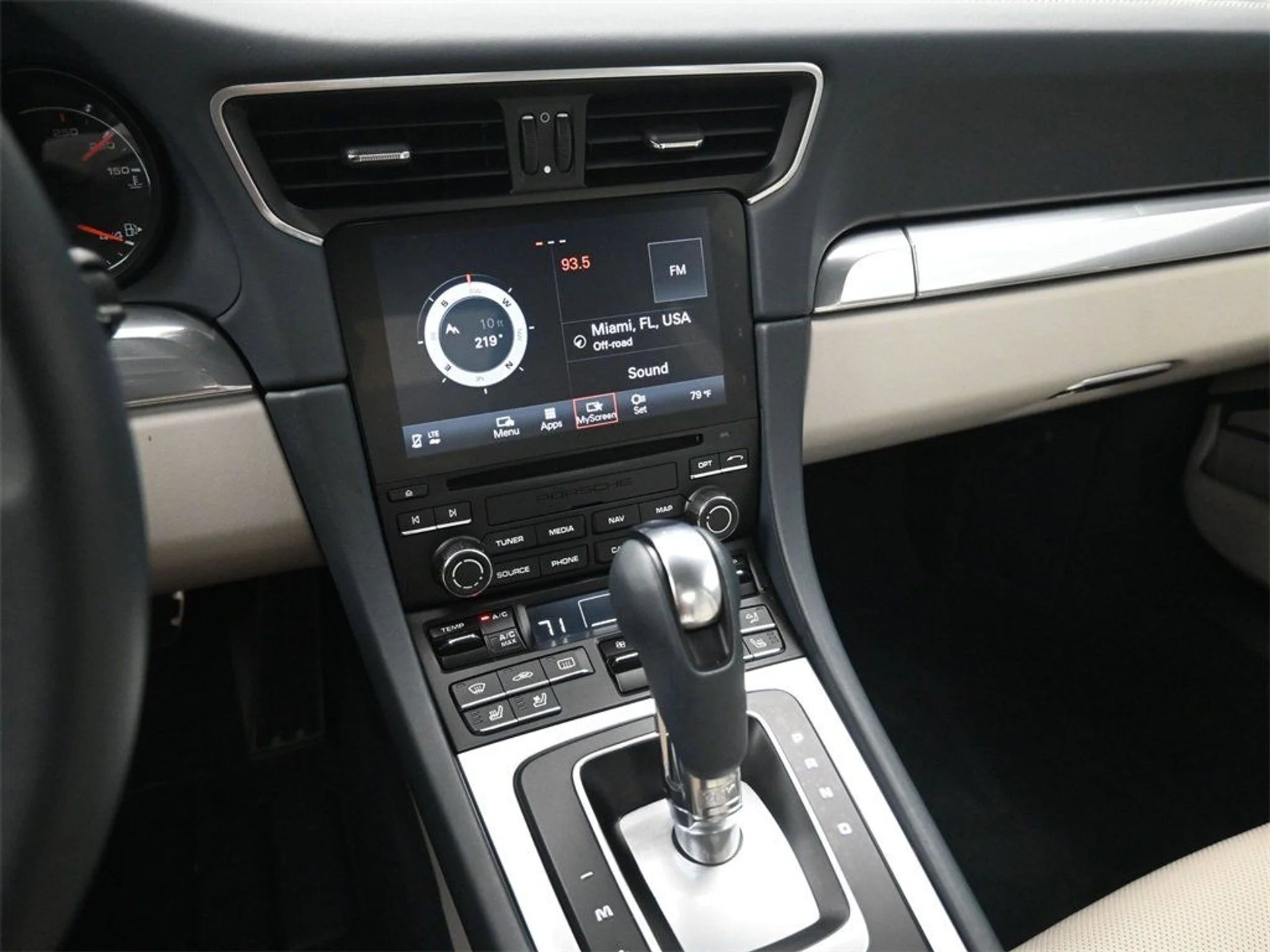 mph007_3136888206_3cb55f919ef3bc092b0529b139515a6b_eb94e228ce