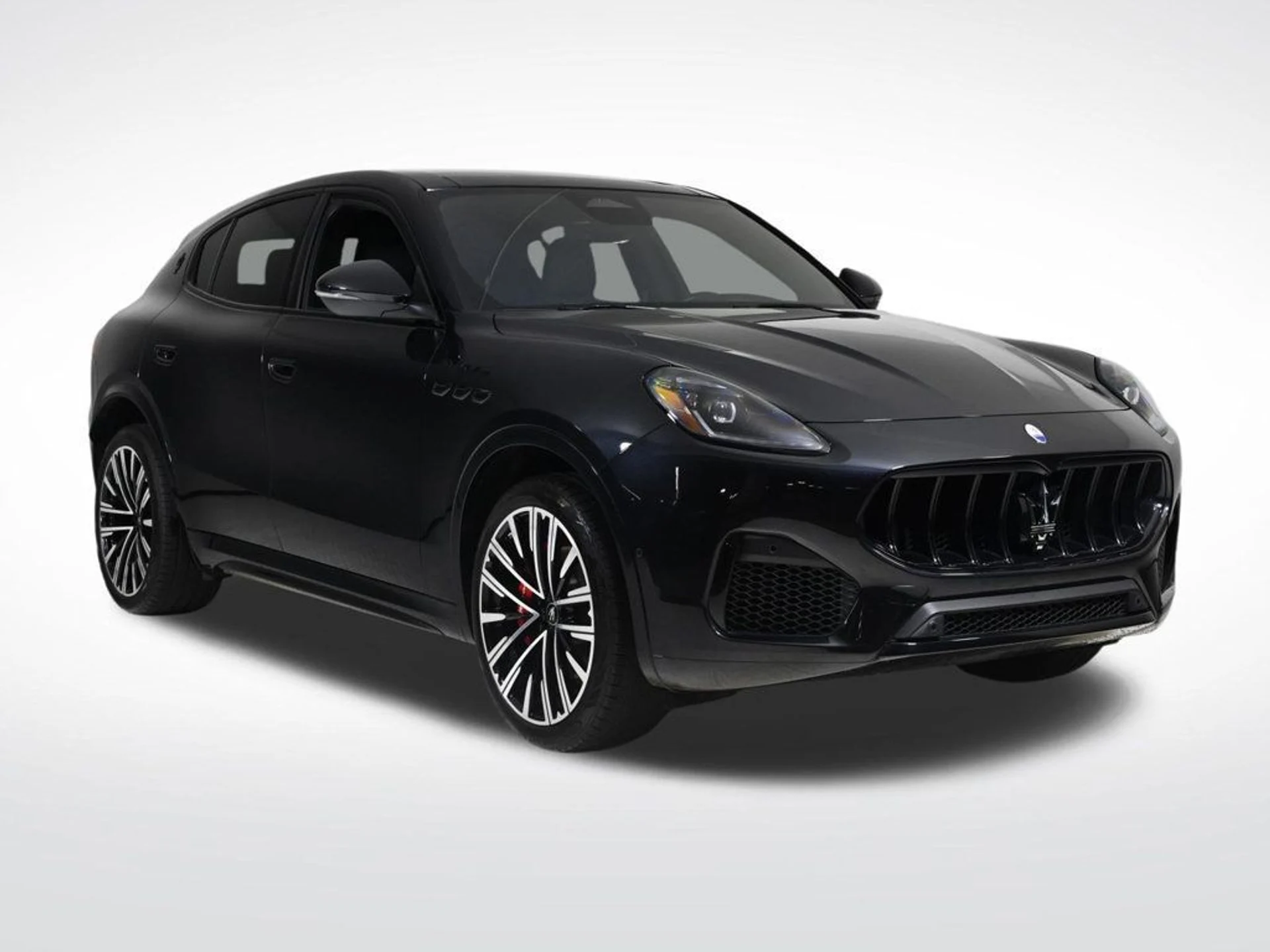 mph007_3138515630_used_2025_maserati_grecale_modena_11350_22967674_7_1024_dc64d7c855